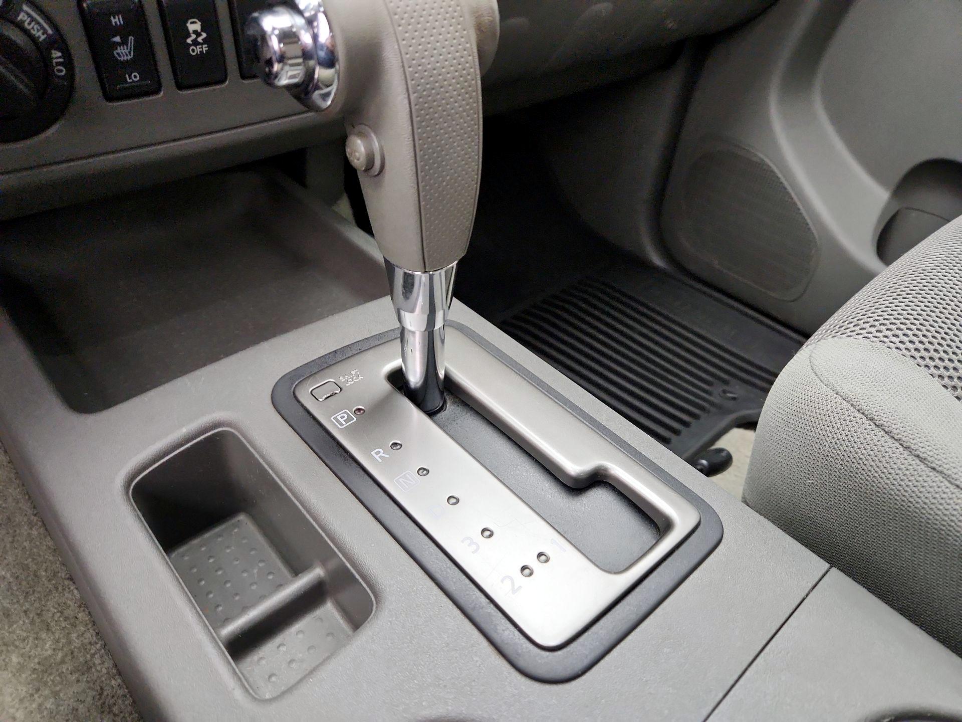 Thumbnail: 2014 Nissan Frontier - 17