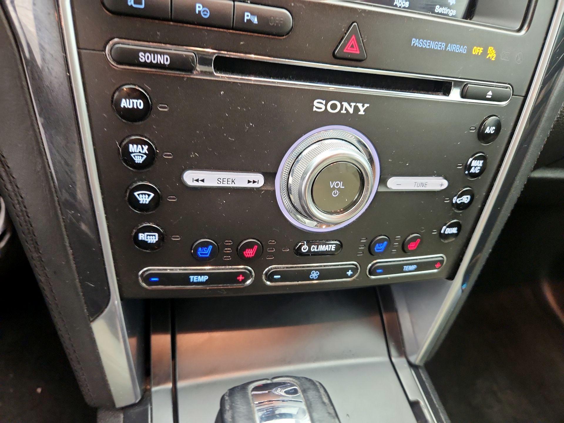 Thumbnail: 2017 Ford Explorer - 17