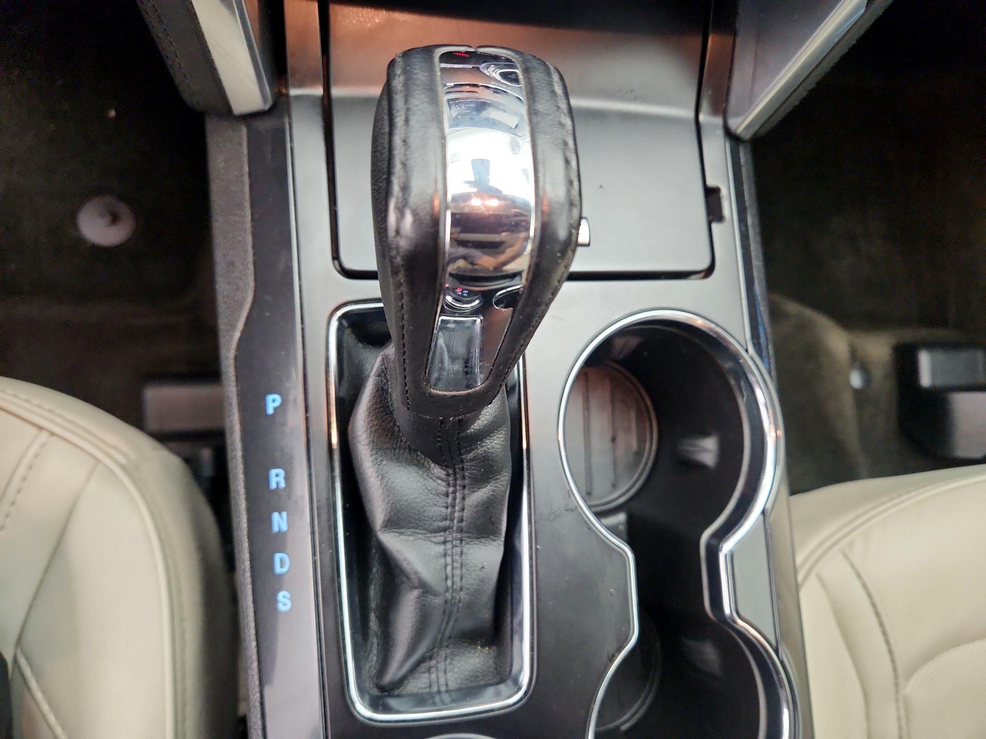 Thumbnail: 2017 Ford Explorer - 18