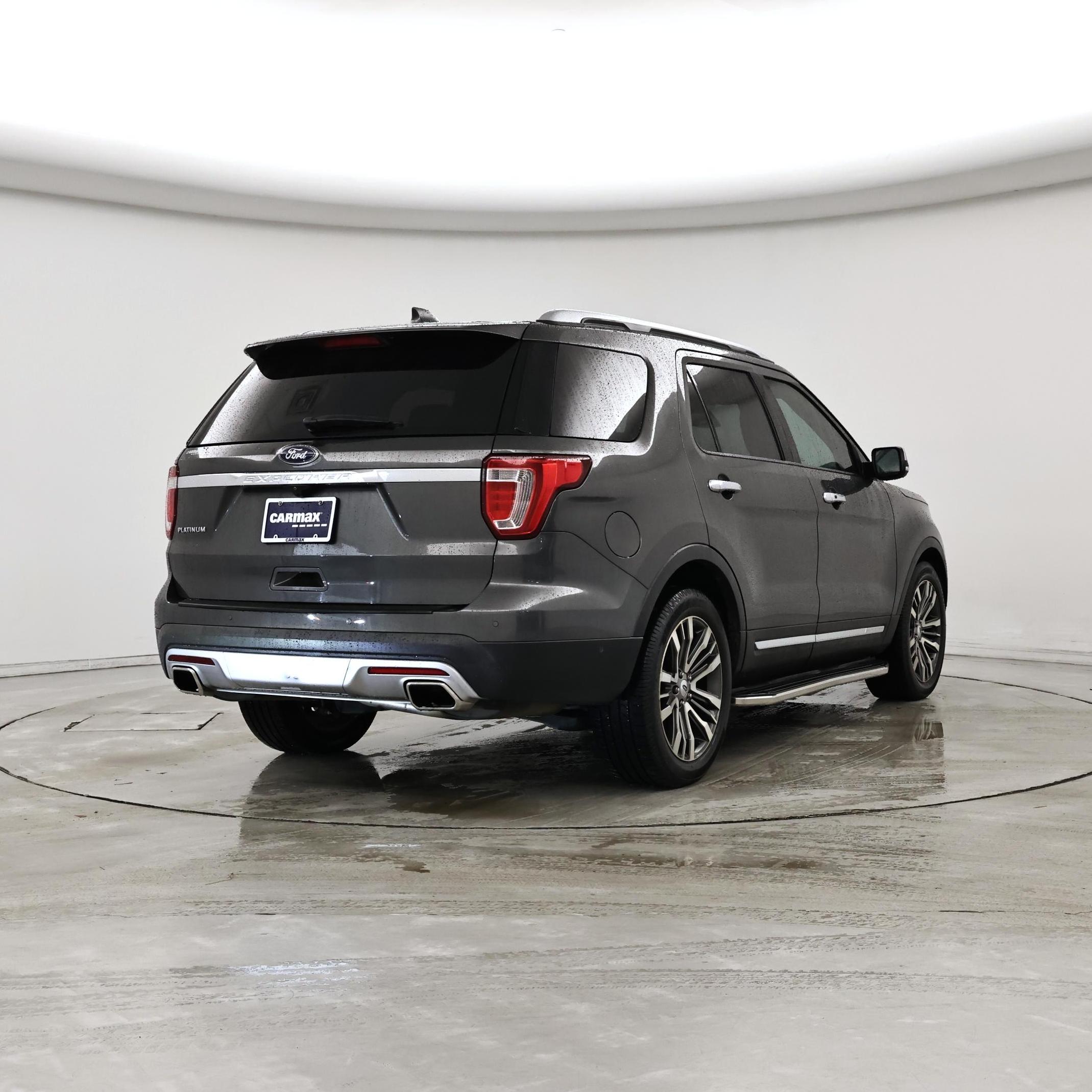 Thumbnail: 2017 Ford Explorer - 8