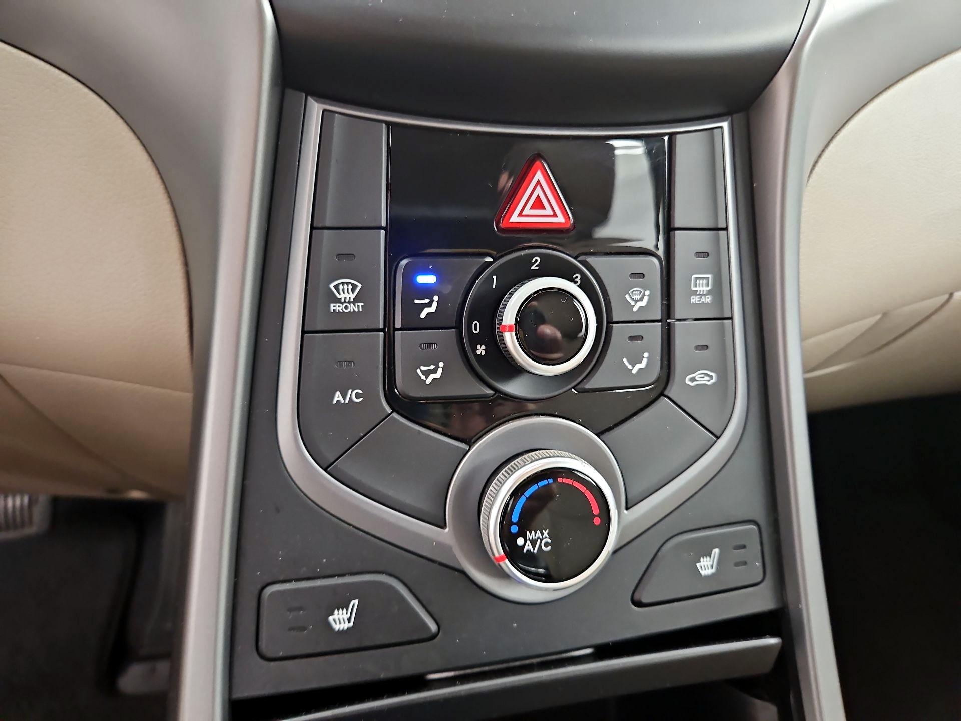 Thumbnail: 2014 Hyundai Elantra - 16