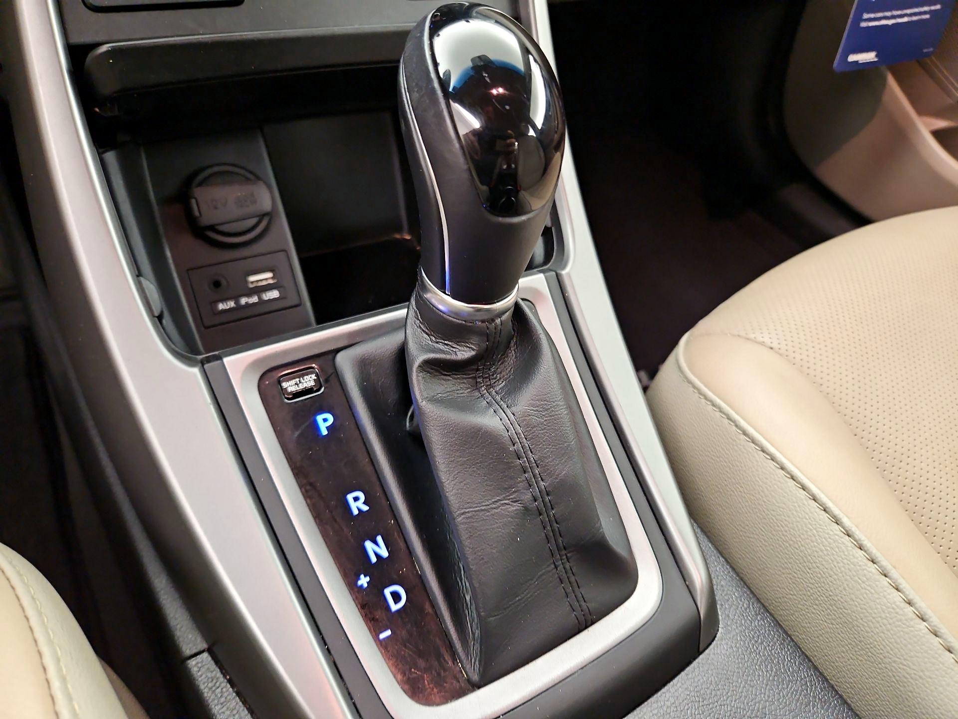 Thumbnail: 2014 Hyundai Elantra - 17
