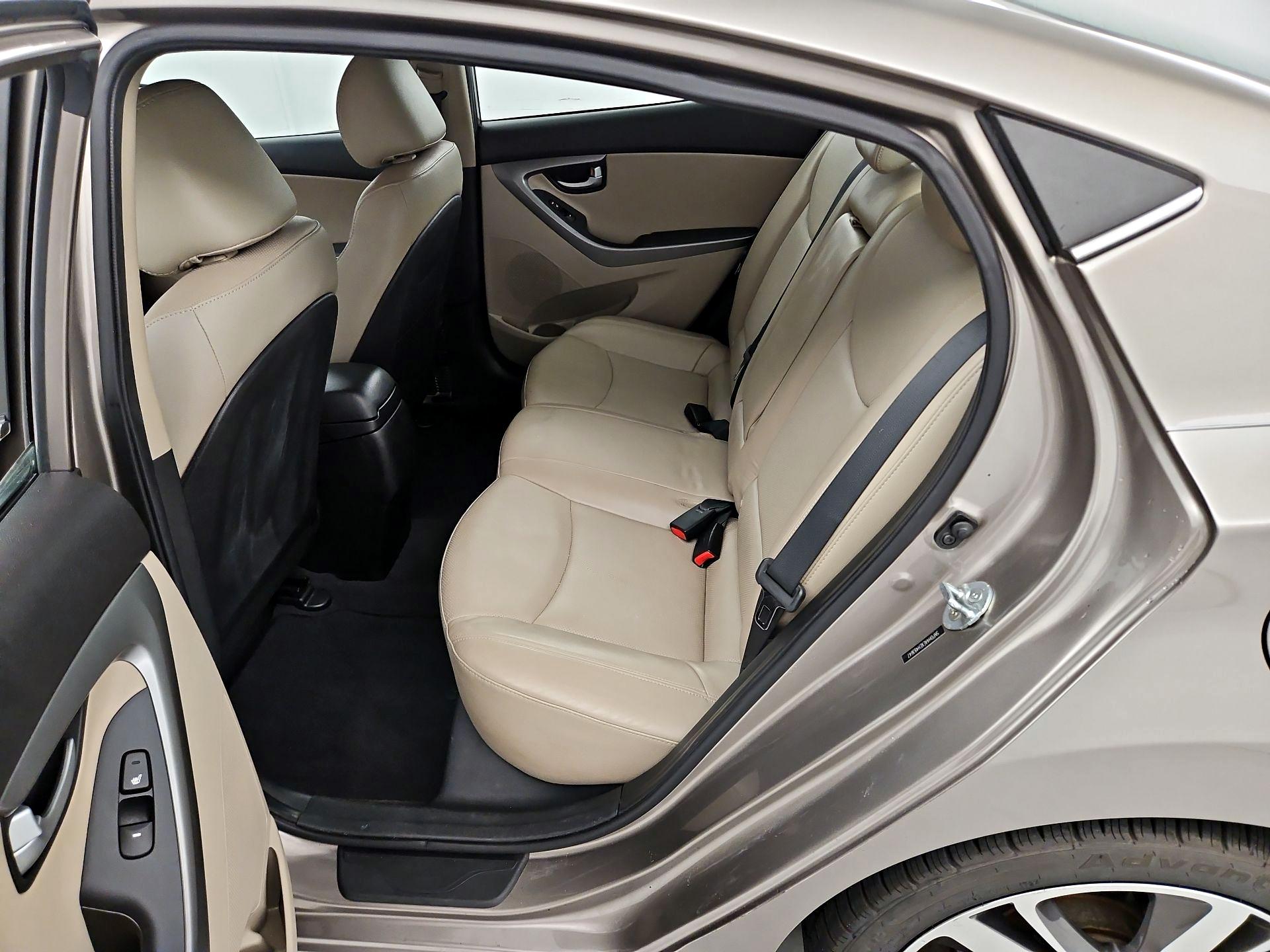 Thumbnail: 2014 Hyundai Elantra - 19