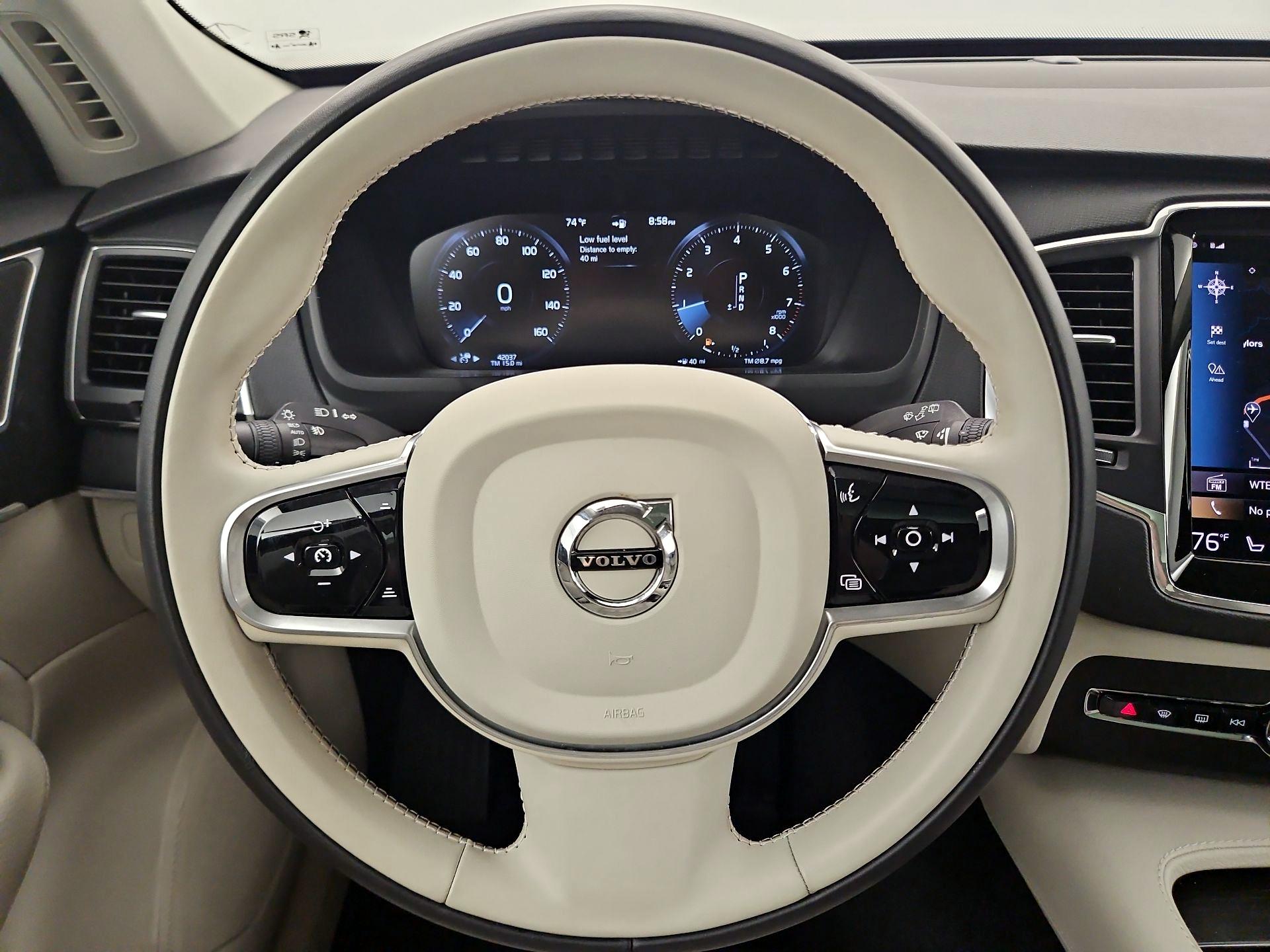 Thumbnail: 2020 Volvo XC90 - 10