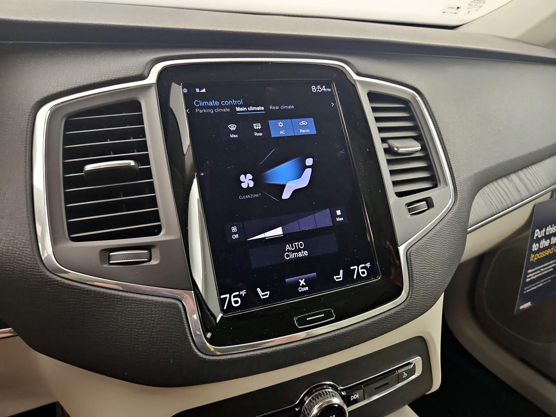 Thumbnail: 2020 Volvo XC90 - 17