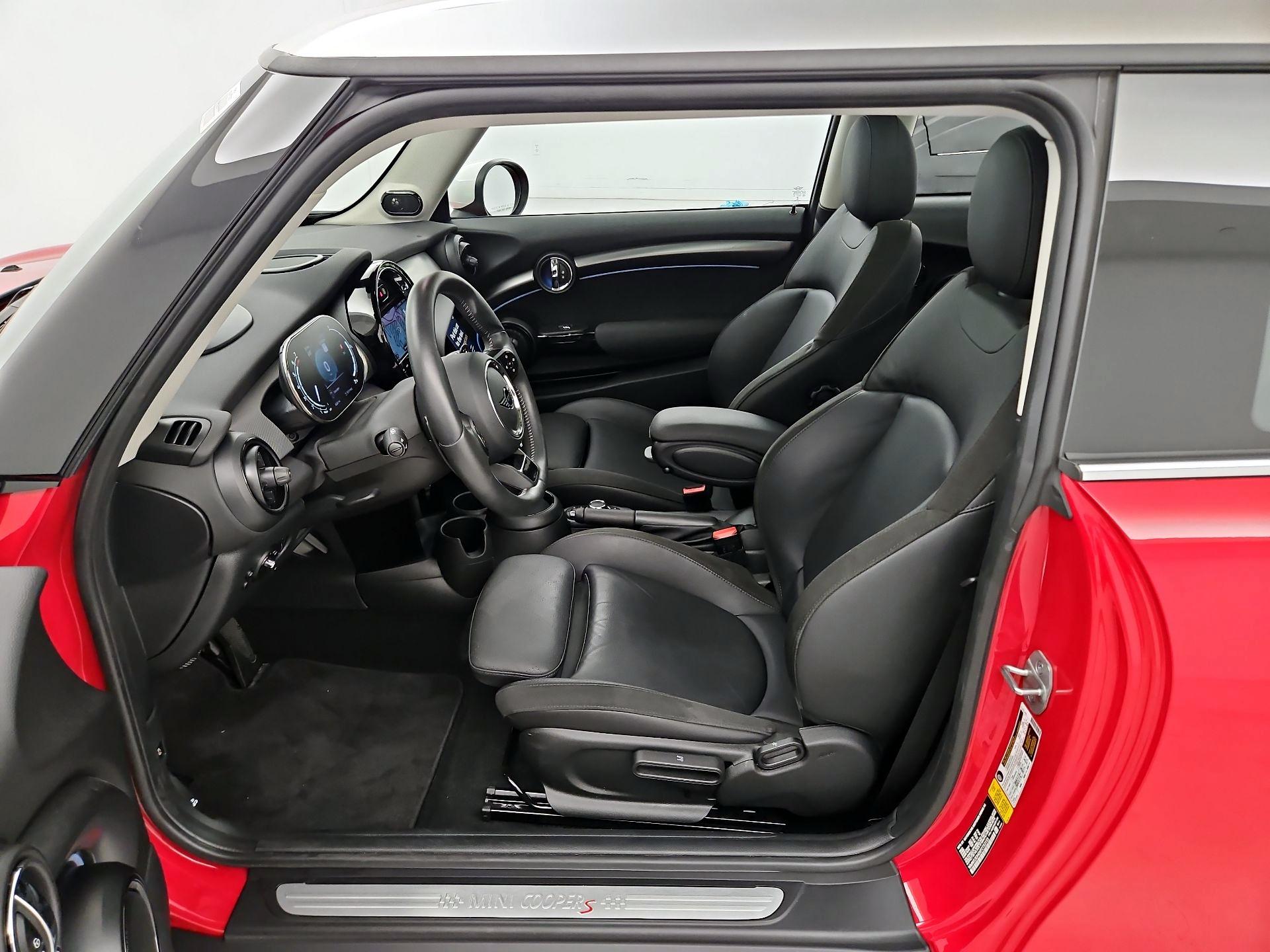 Thumbnail: 2023 MINI Cooper Hardtop - 11