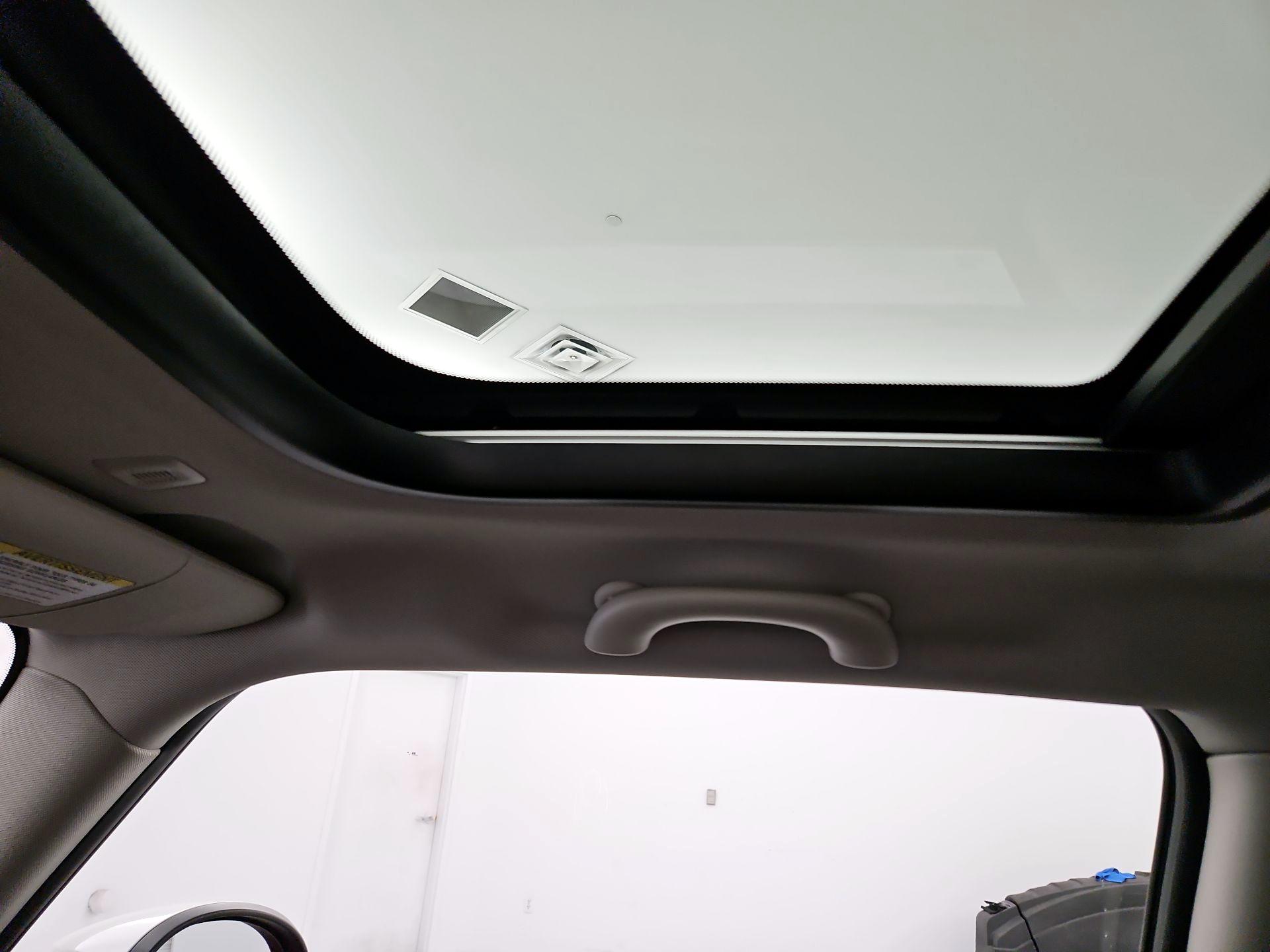 Thumbnail: 2023 MINI Cooper Hardtop - 20