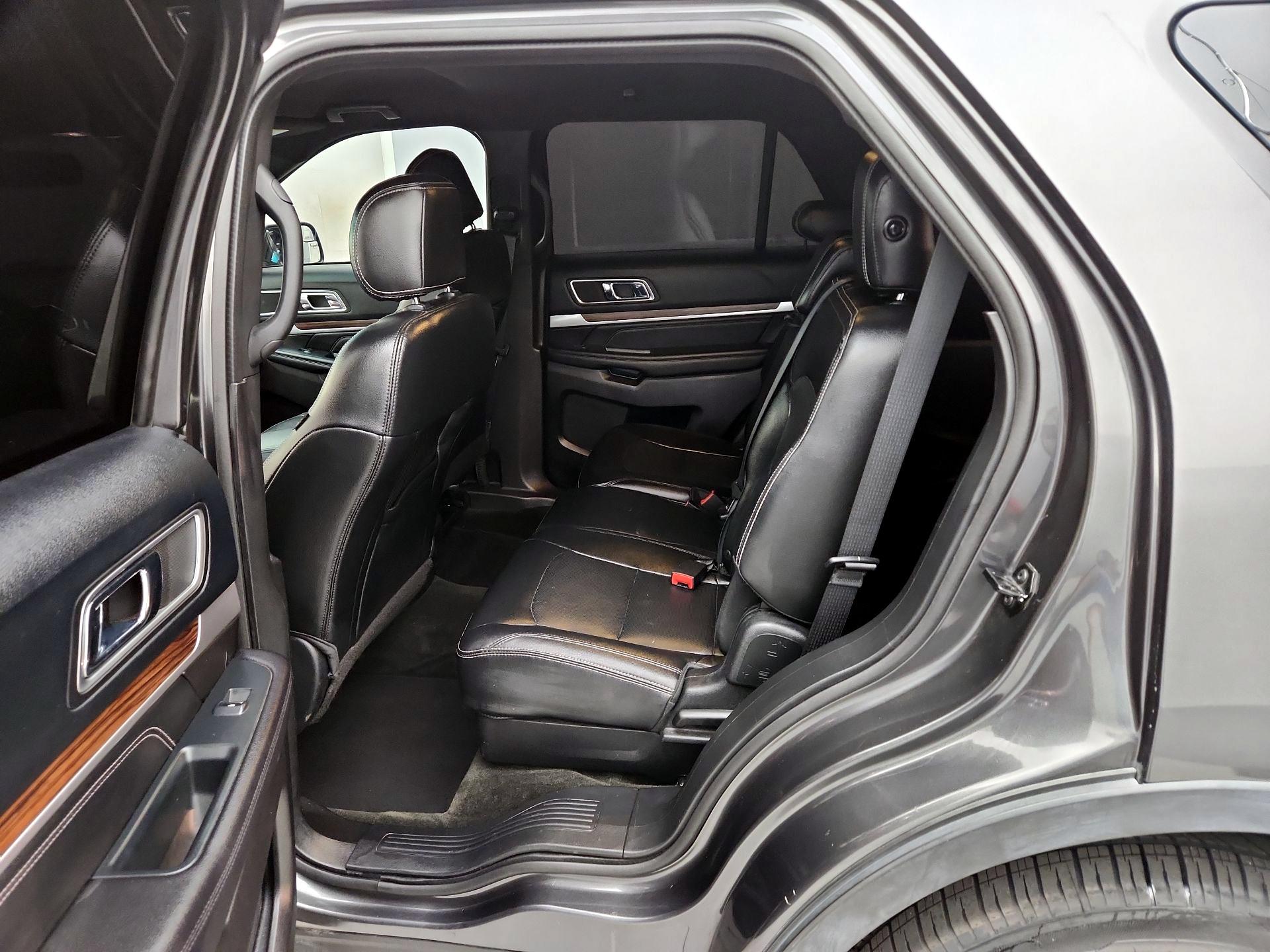 Thumbnail: 2016 Ford Explorer - 19