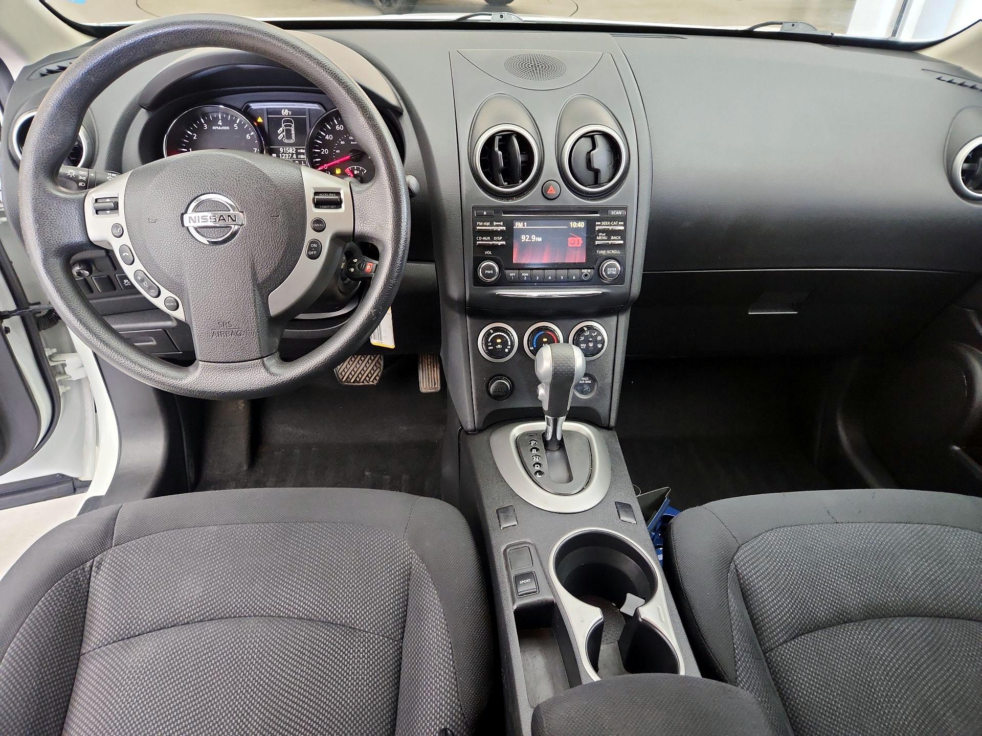 Thumbnail: 2015 Nissan Rogue - 9