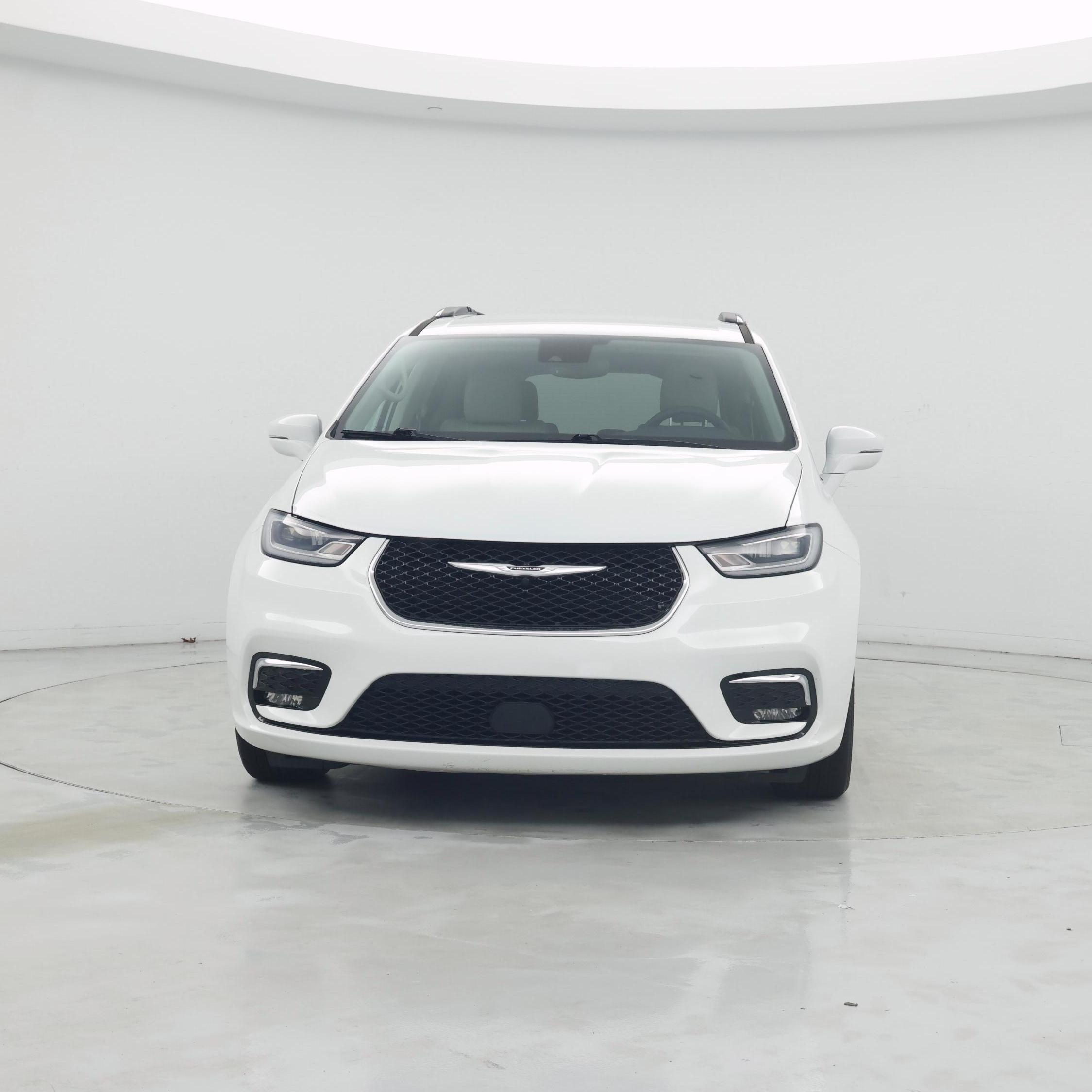 Thumbnail: 2021 Chrysler Pacifica - 5