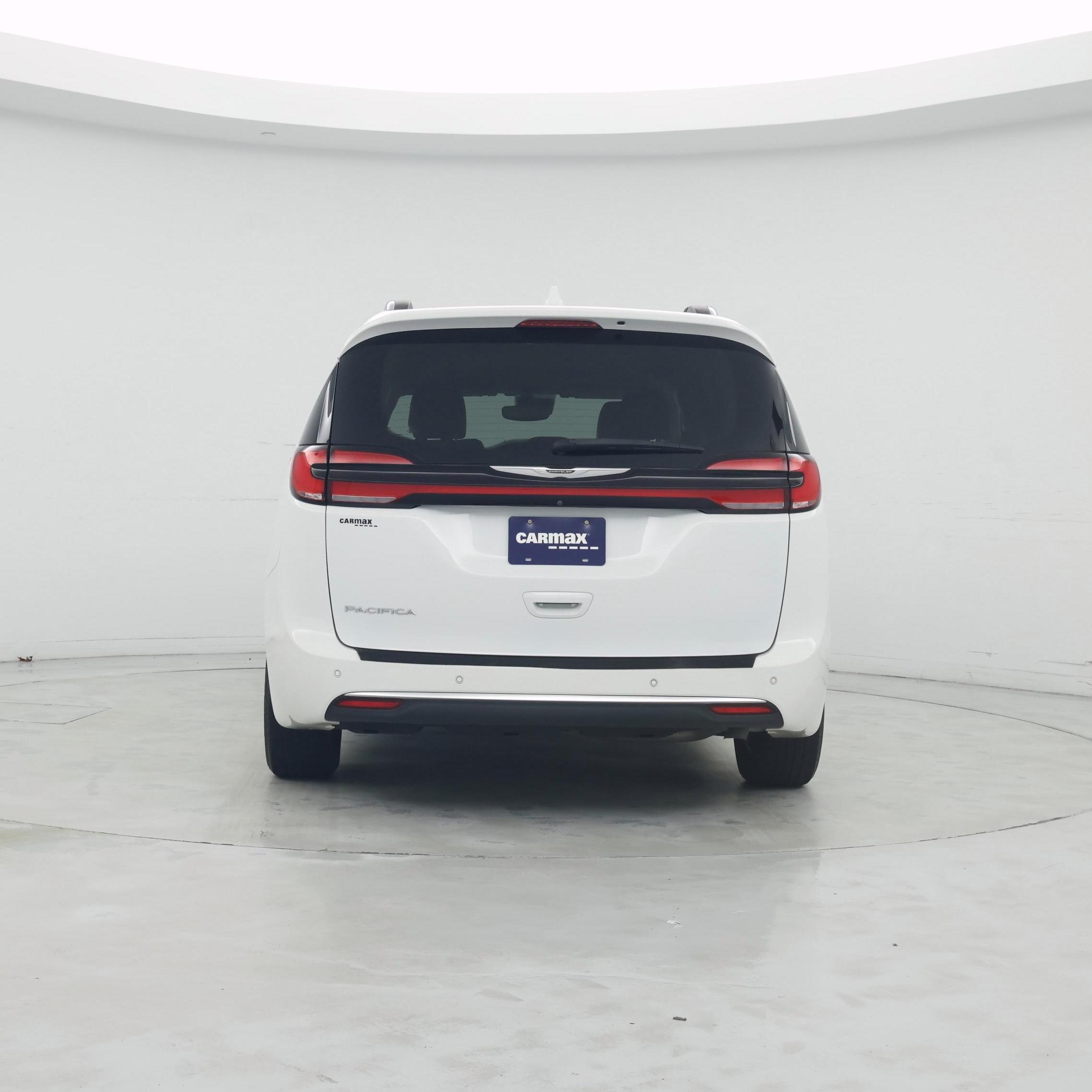 Thumbnail: 2021 Chrysler Pacifica - 6