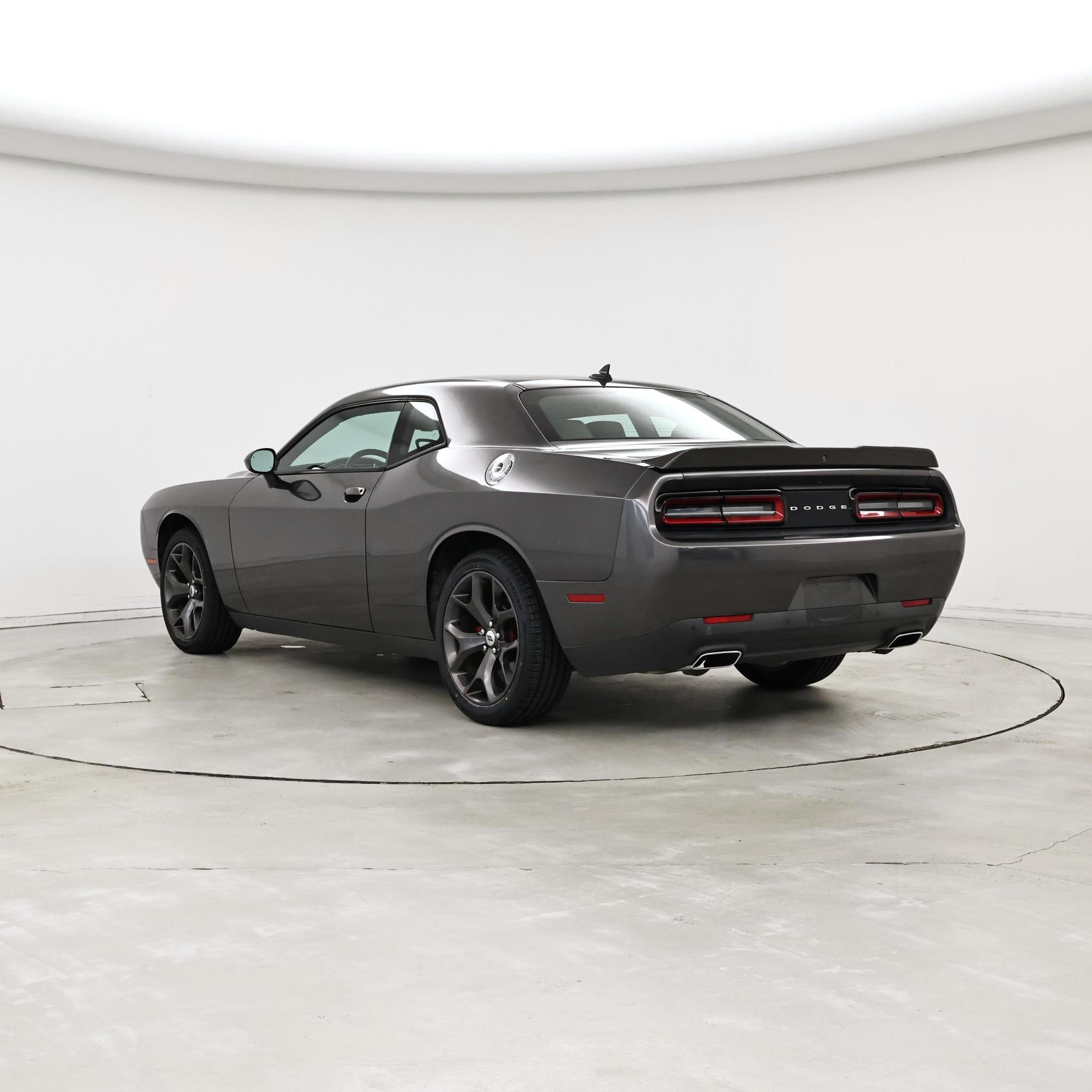 Thumbnail: 2018 Dodge Challenger - 2