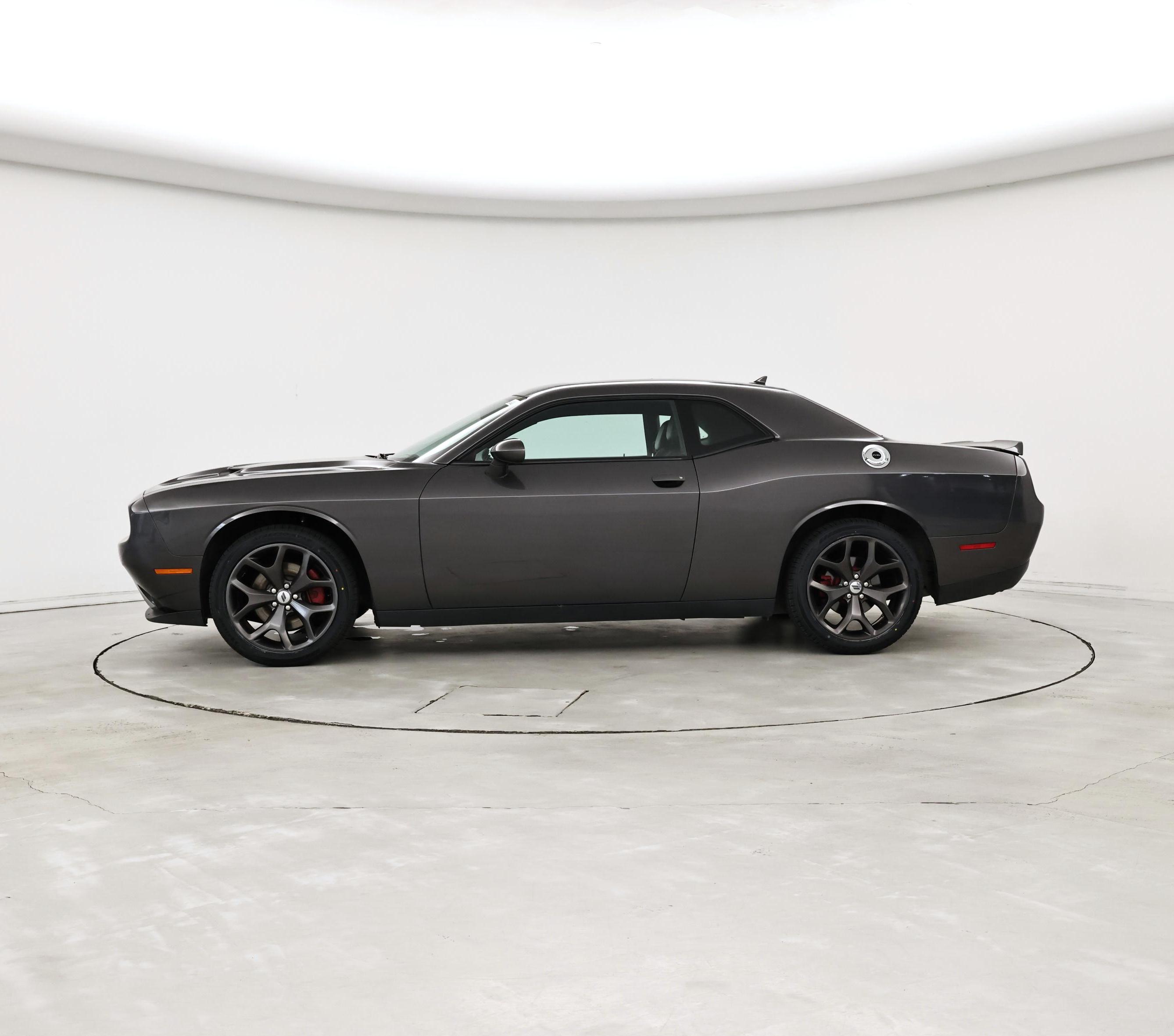 Thumbnail: 2018 Dodge Challenger - 3