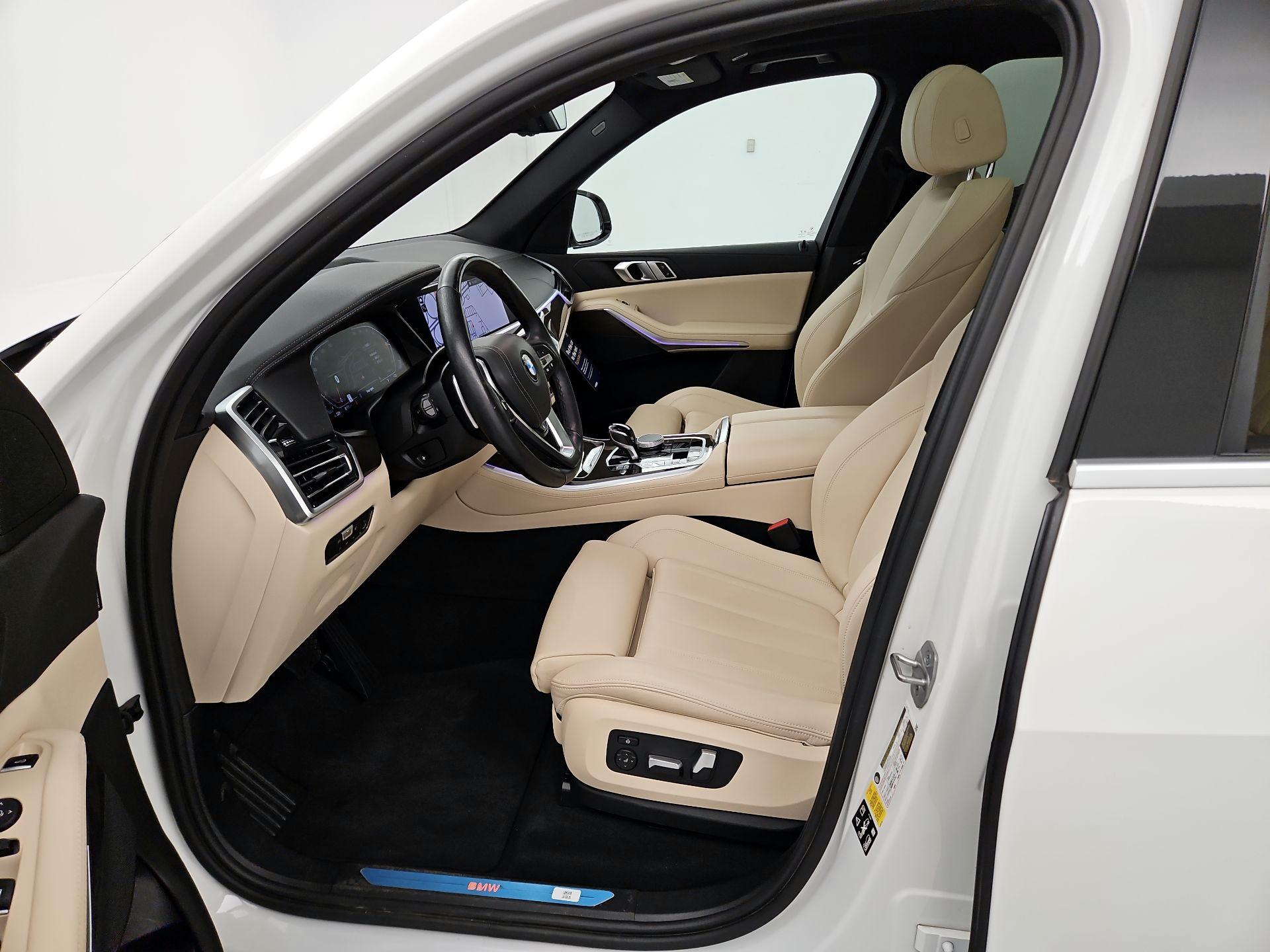Thumbnail: 2022 BMW X5 - 11