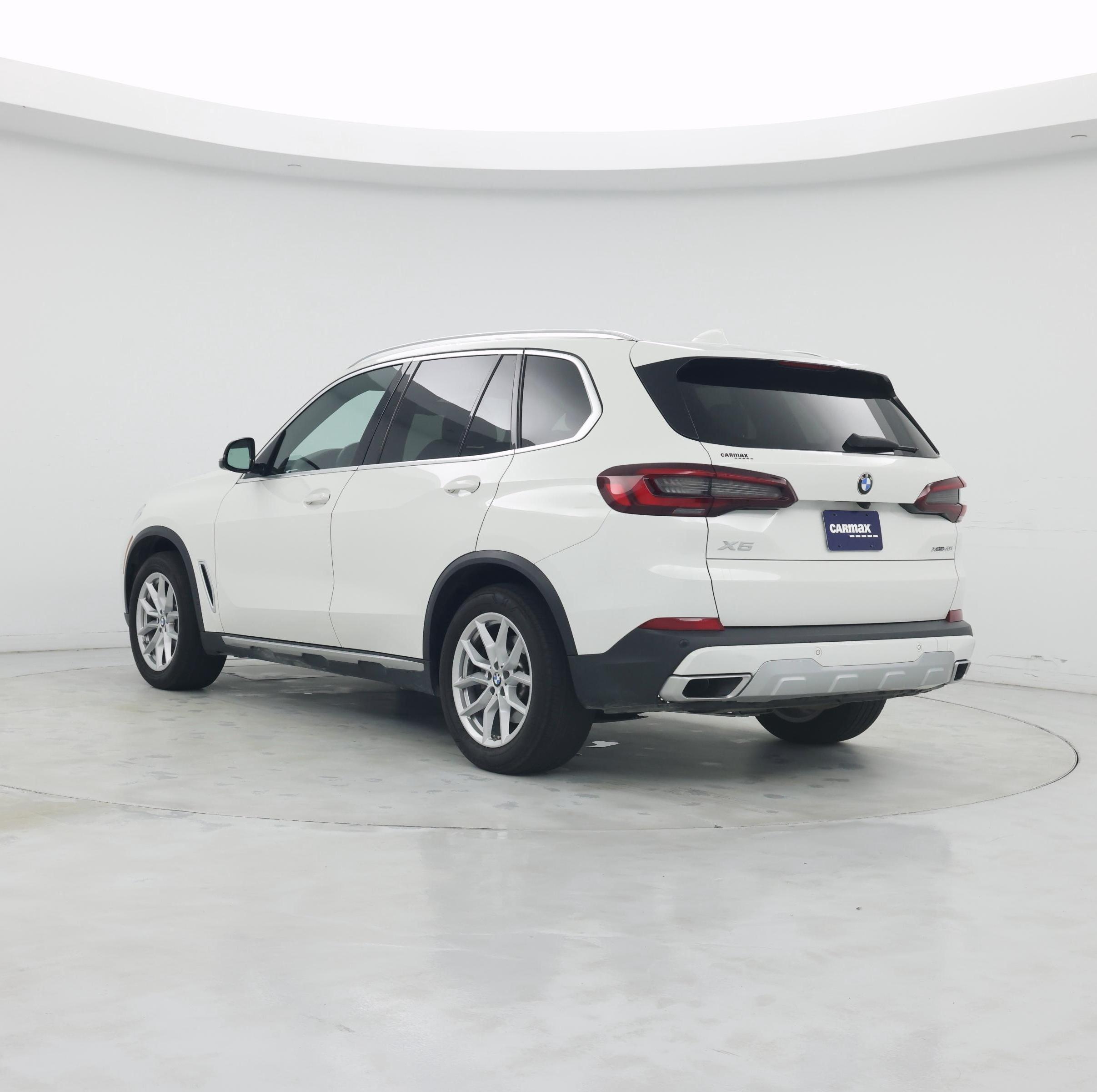 Thumbnail: 2022 BMW X5 - 2