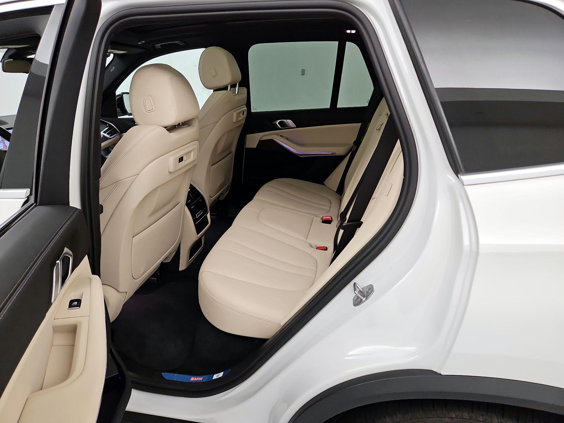 Thumbnail: 2022 BMW X5 - 20