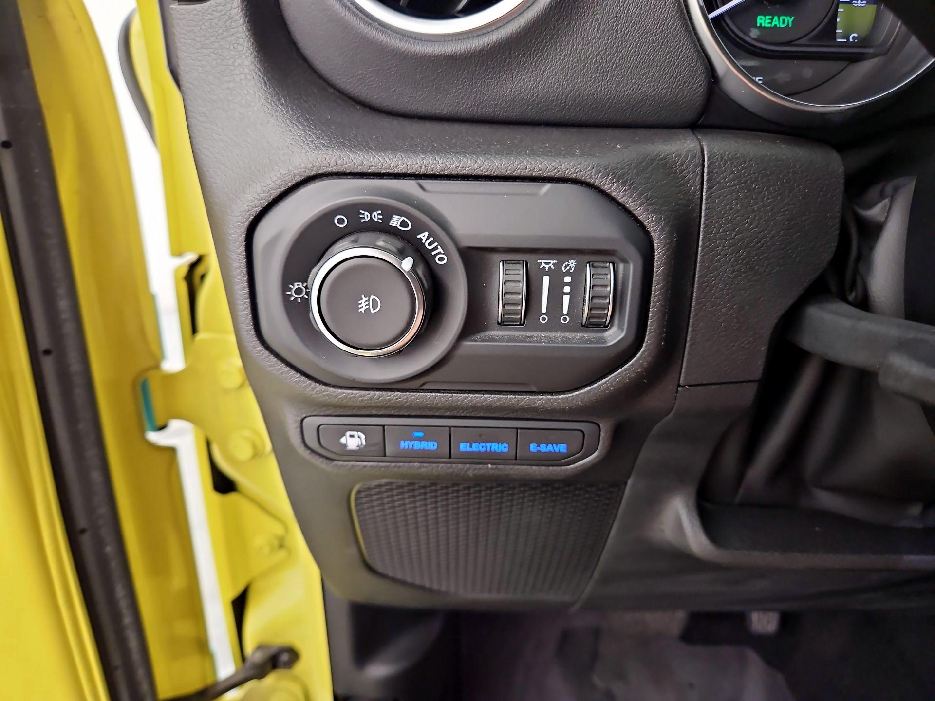 Thumbnail: 2022 Jeep Wrangler - 13