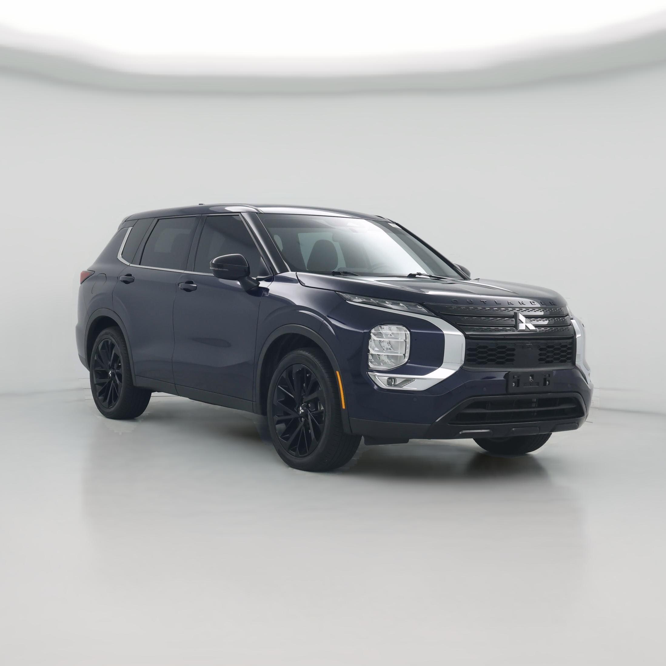 Thumbnail: 2022 Mitsubishi Outlander - 1