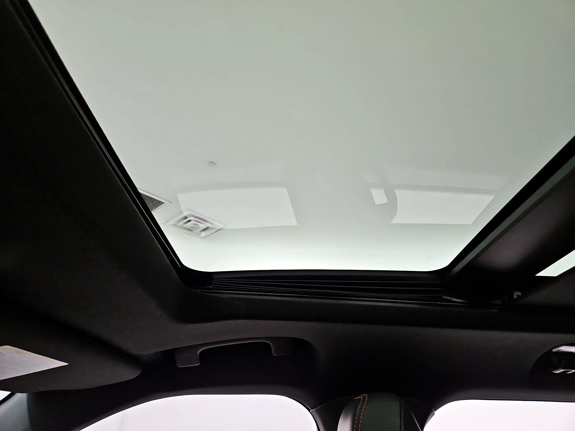 Thumbnail: 2022 Ford Explorer - 20
