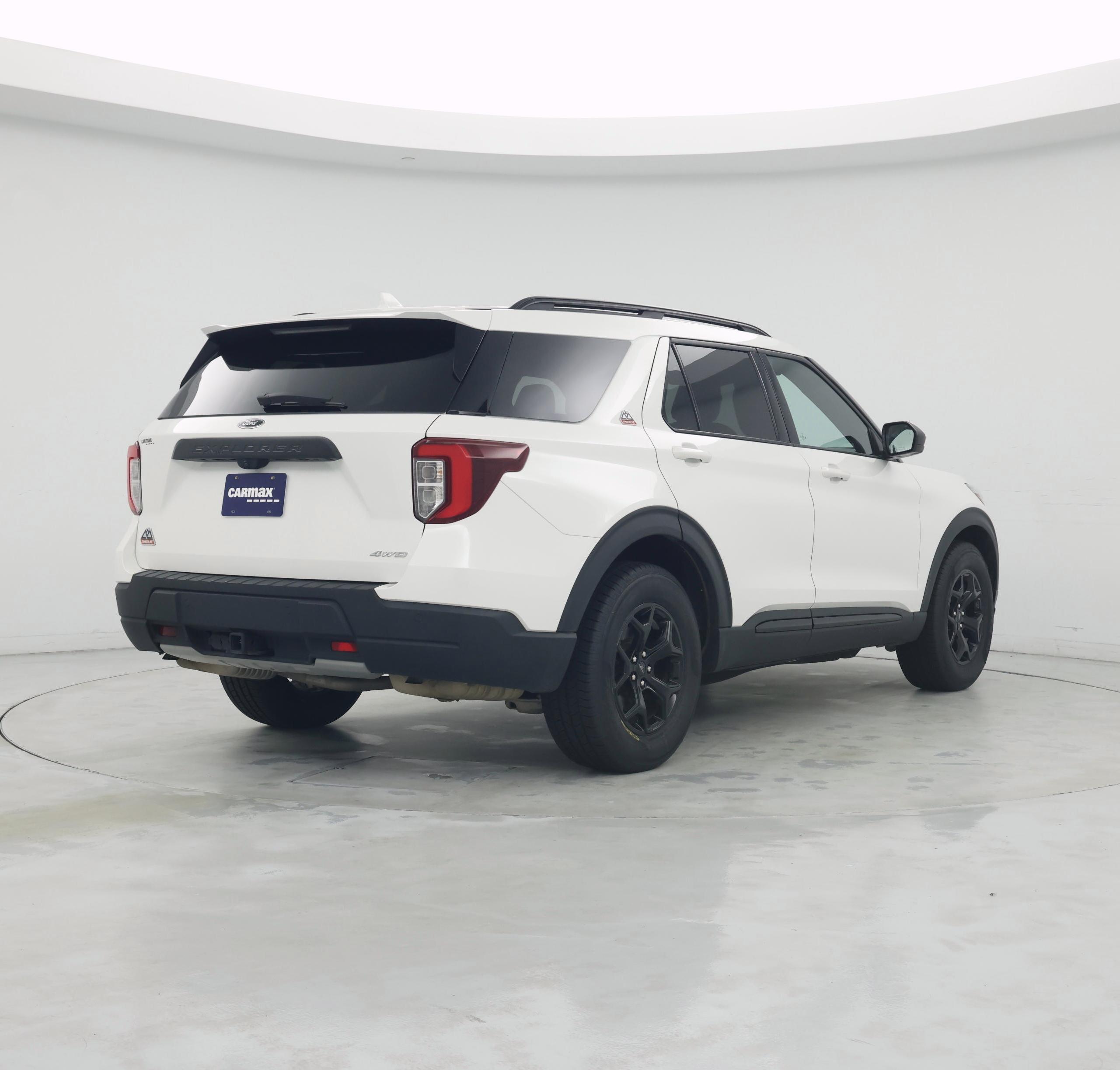Thumbnail: 2022 Ford Explorer - 8