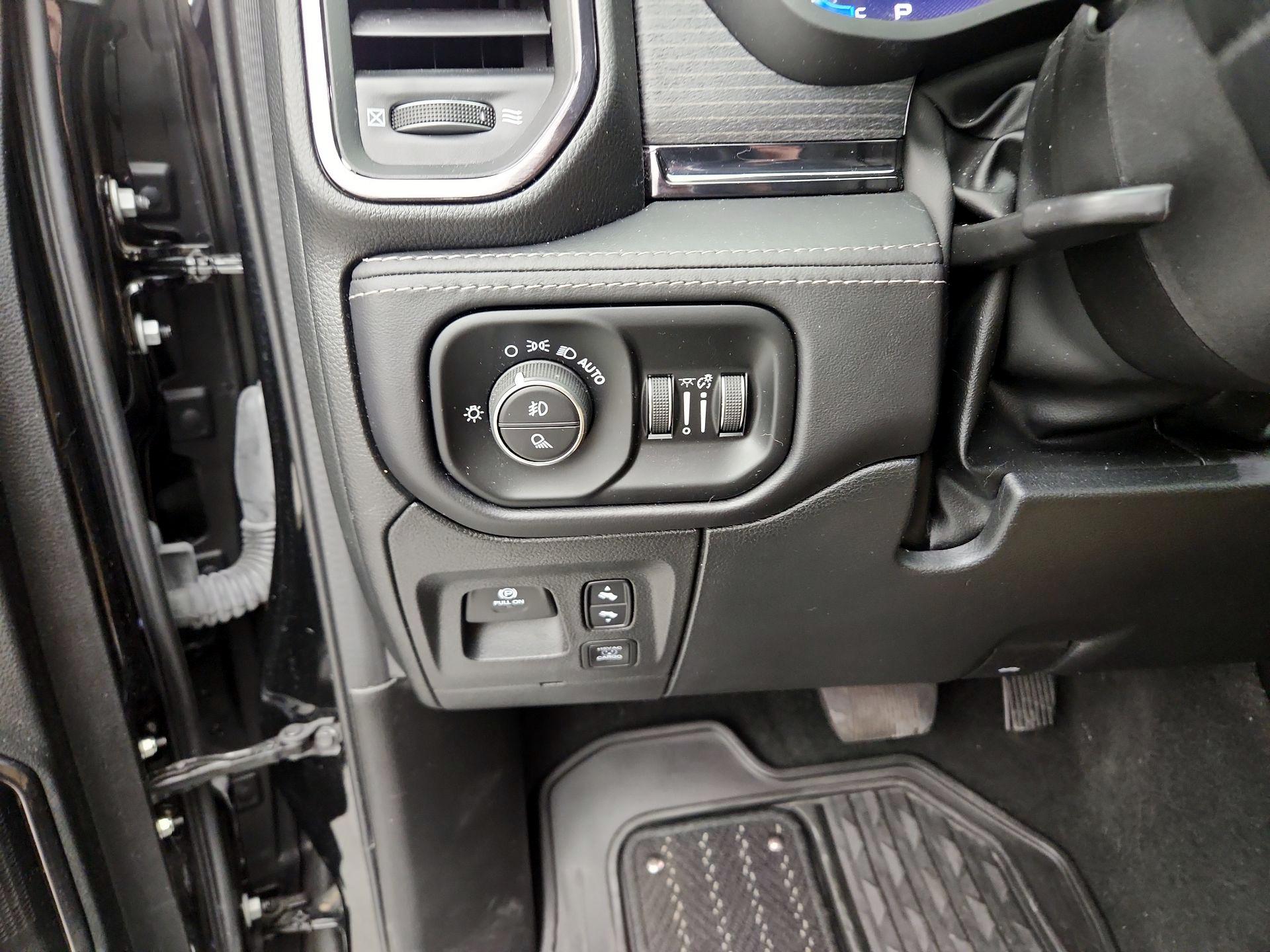 Thumbnail: 2023 RAM 1500 - 13