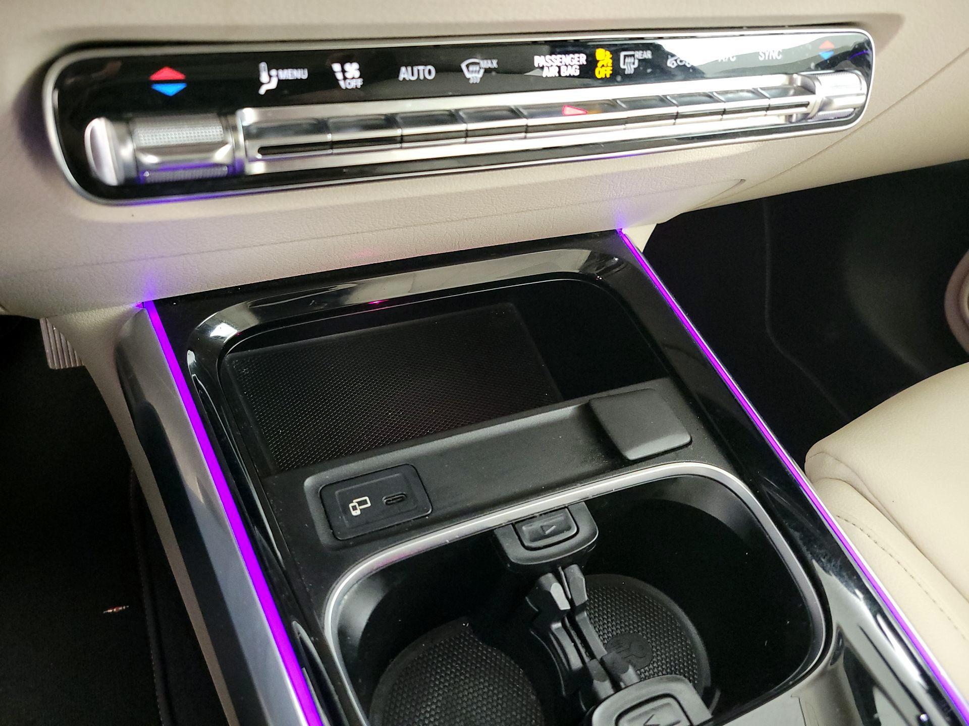 Thumbnail: 2020 Mercedes-Benz GLB - 14