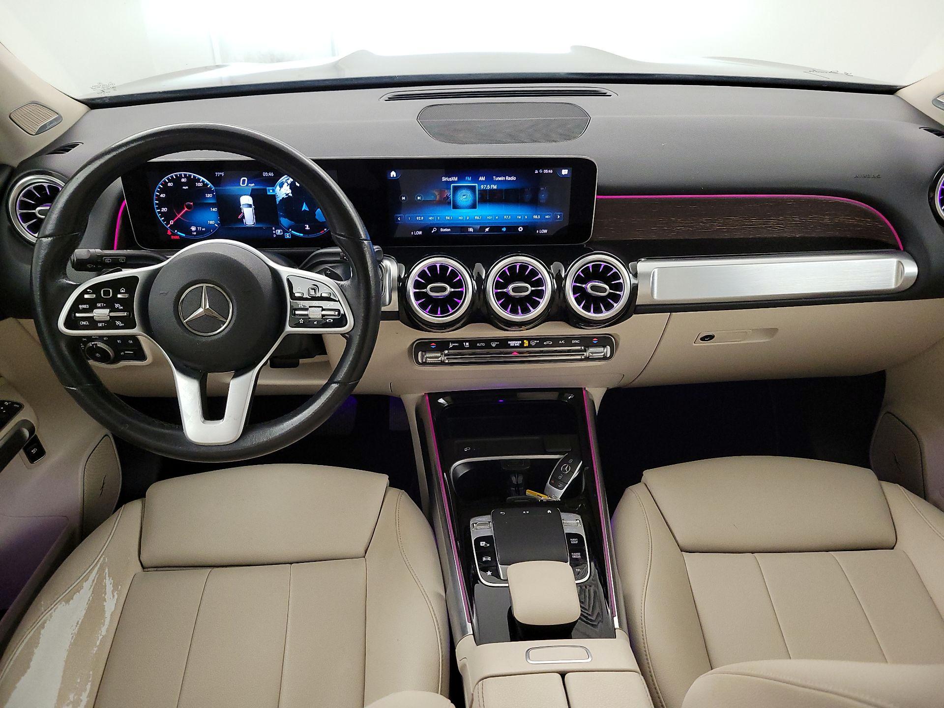 Thumbnail: 2020 Mercedes-Benz GLB - 8