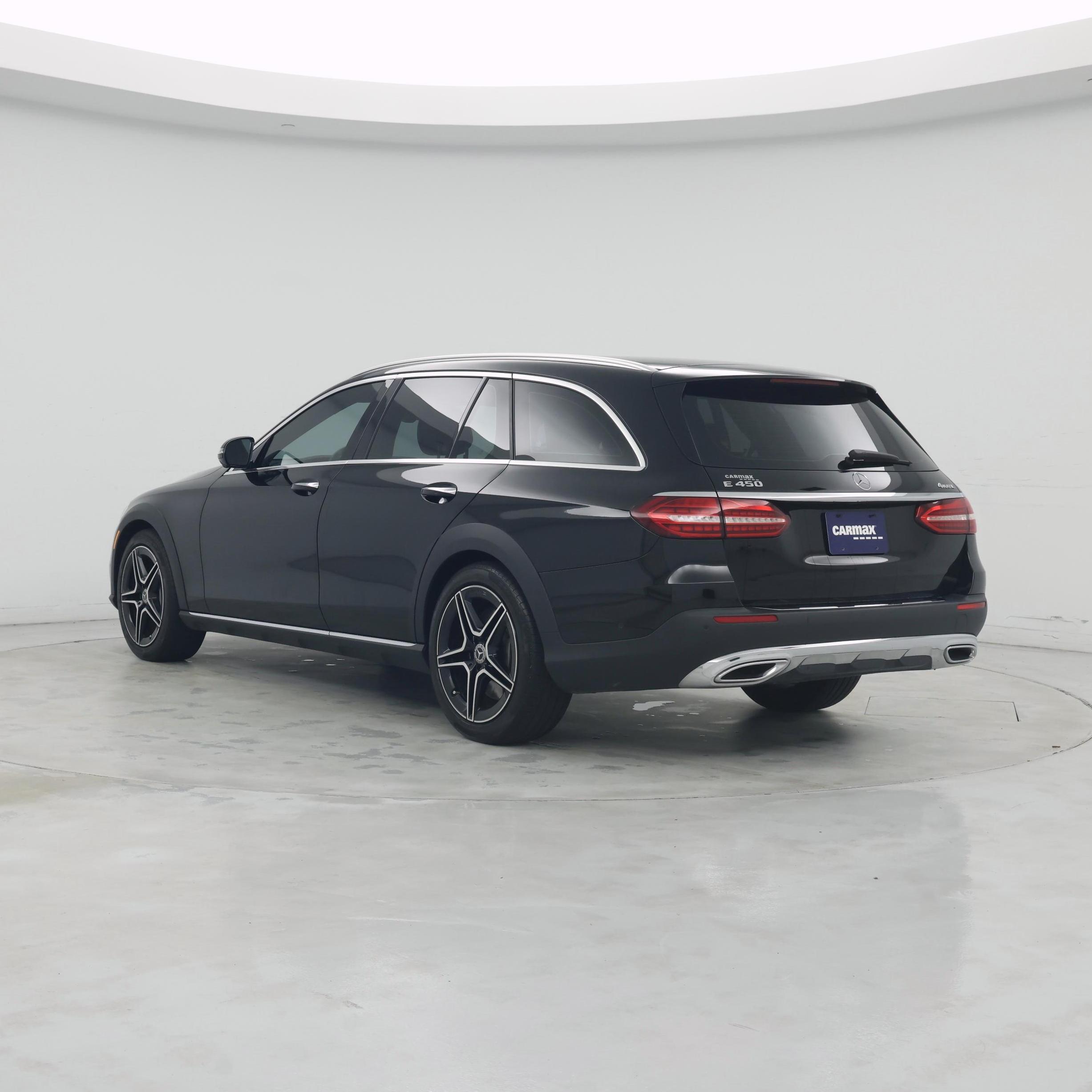 Thumbnail: 2023 Mercedes-Benz E-Class - 2