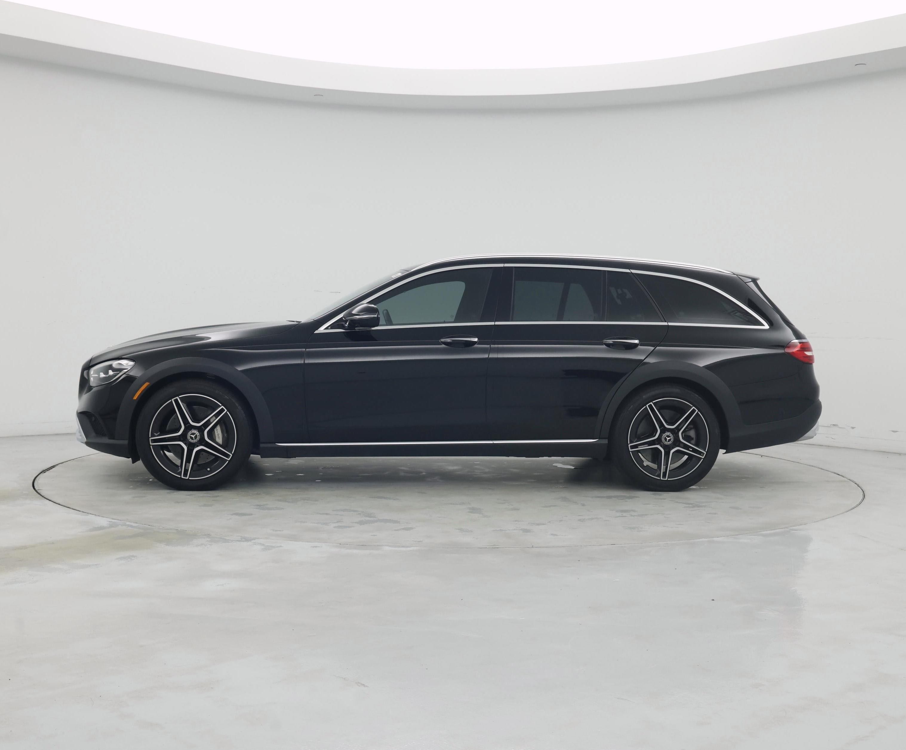 Thumbnail: 2023 Mercedes-Benz E-Class - 3