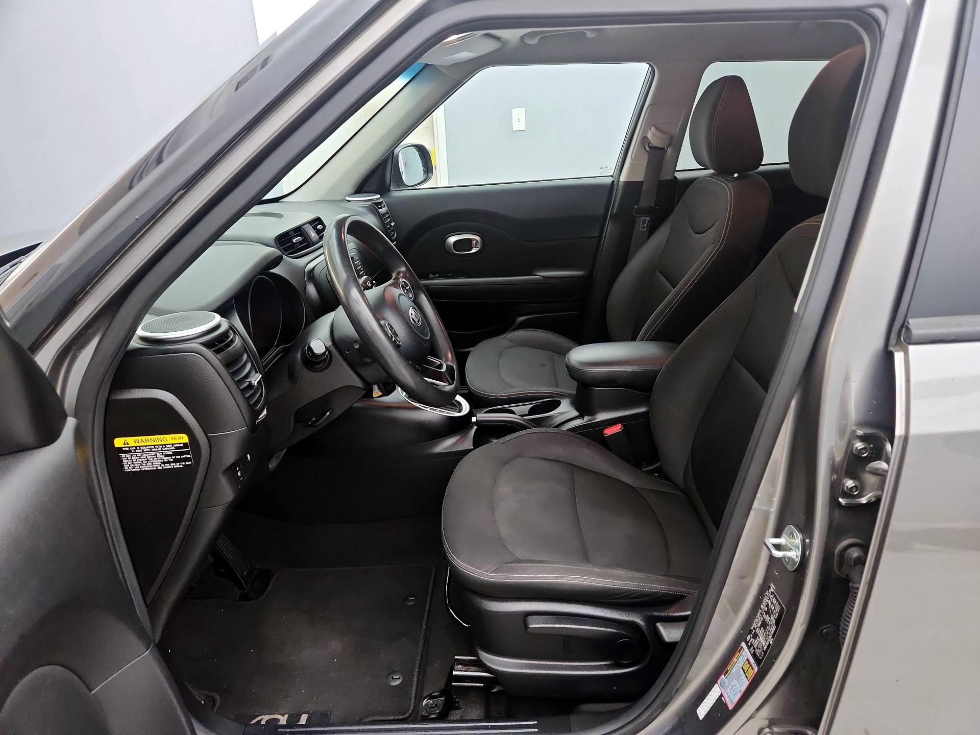 Thumbnail: 2016 Kia Soul - 11