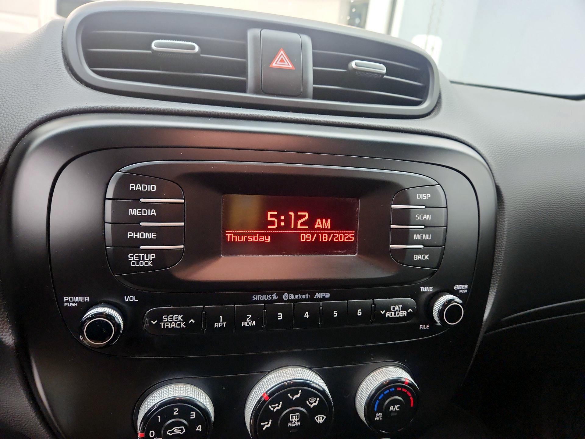 Thumbnail: 2016 Kia Soul - 14