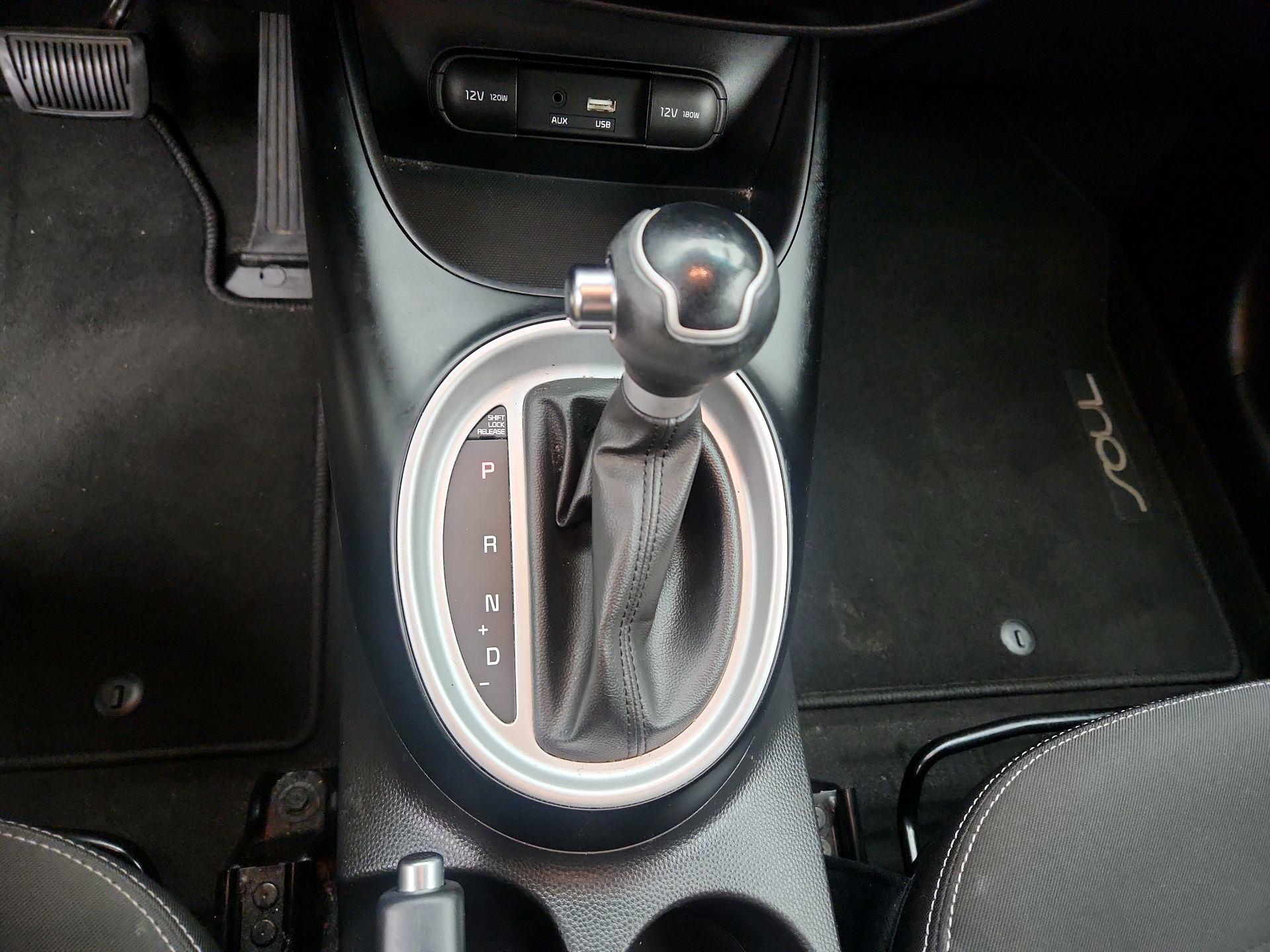 Thumbnail: 2016 Kia Soul - 16
