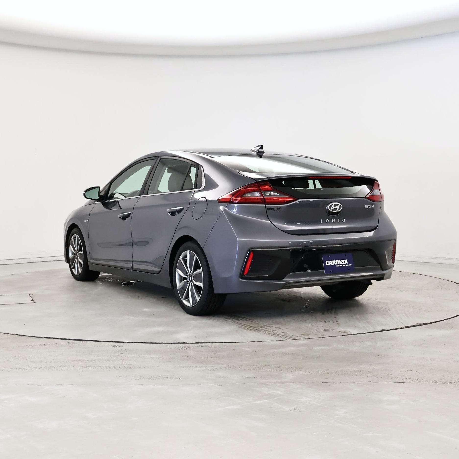 Thumbnail: 2019 Hyundai Ioniq - 2