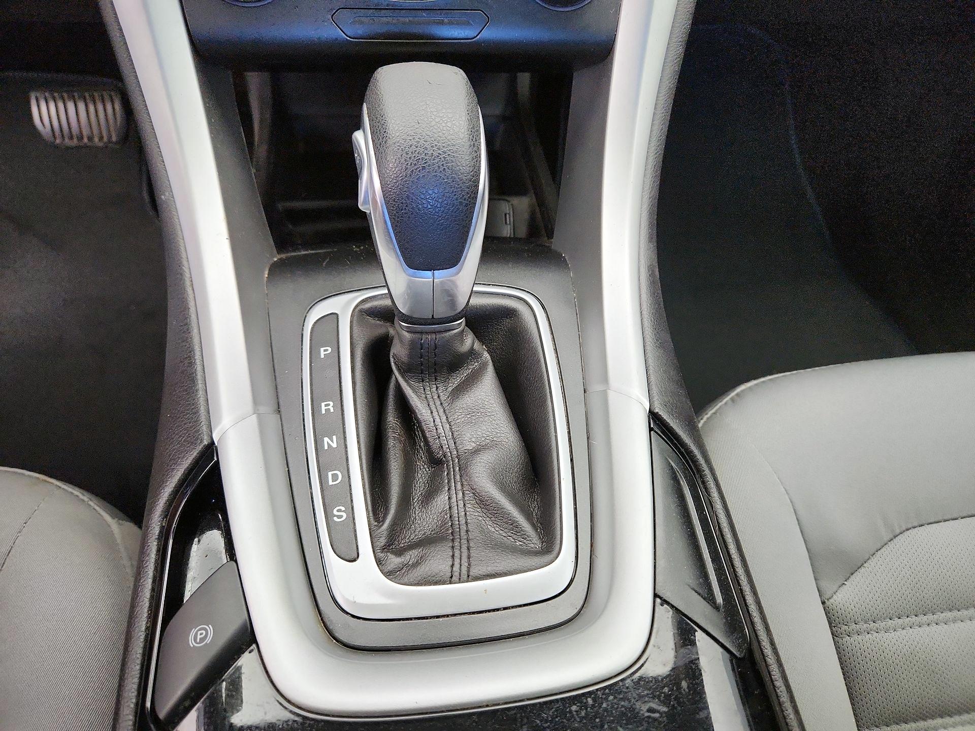 Thumbnail: 2015 Ford Fusion - 17