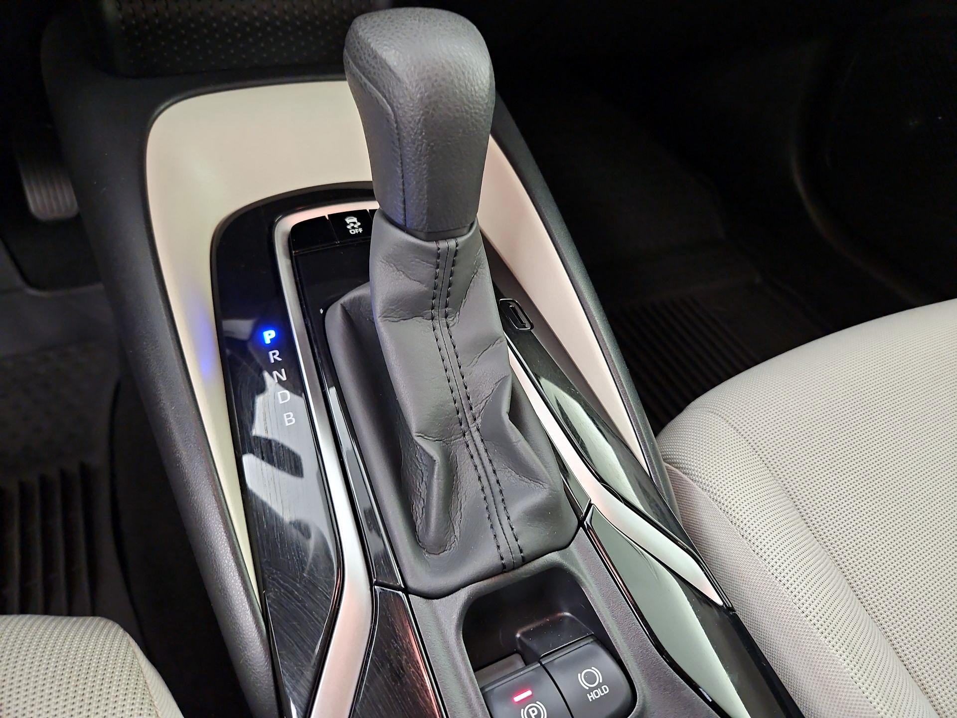 Thumbnail: 2022 Toyota Corolla - 17