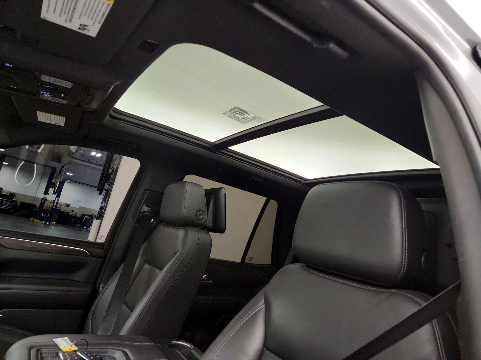 Thumbnail: 2021 Chevrolet Tahoe - 19