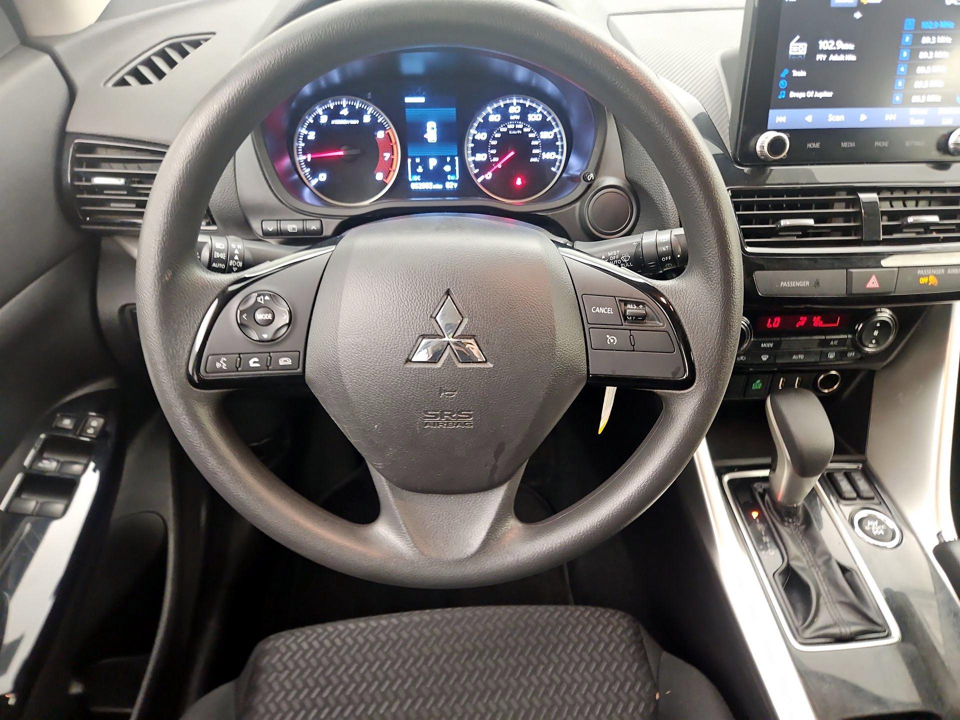 Thumbnail: 2023 Mitsubishi Eclipse Cross - 10