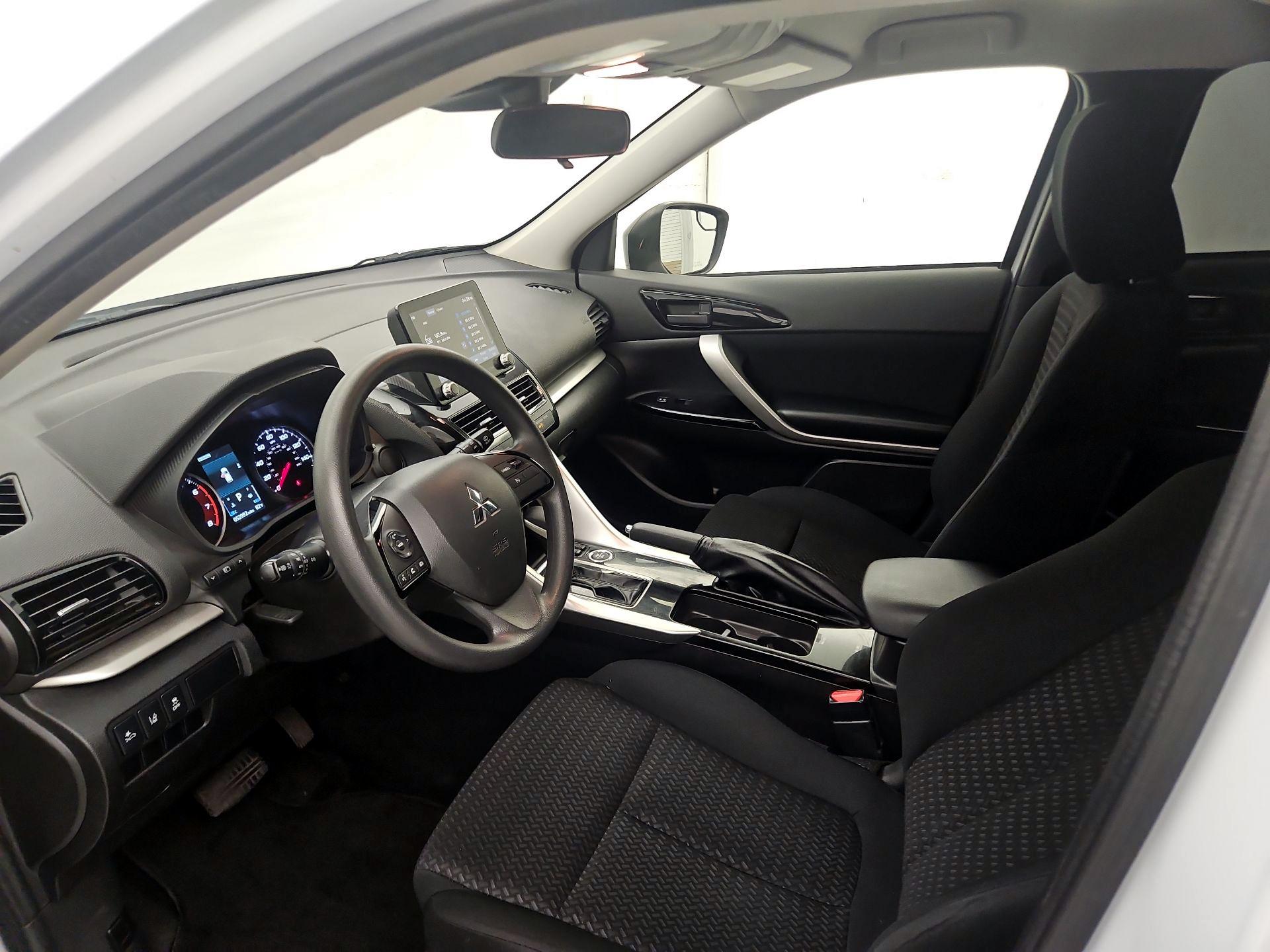 Thumbnail: 2023 Mitsubishi Eclipse Cross - 11