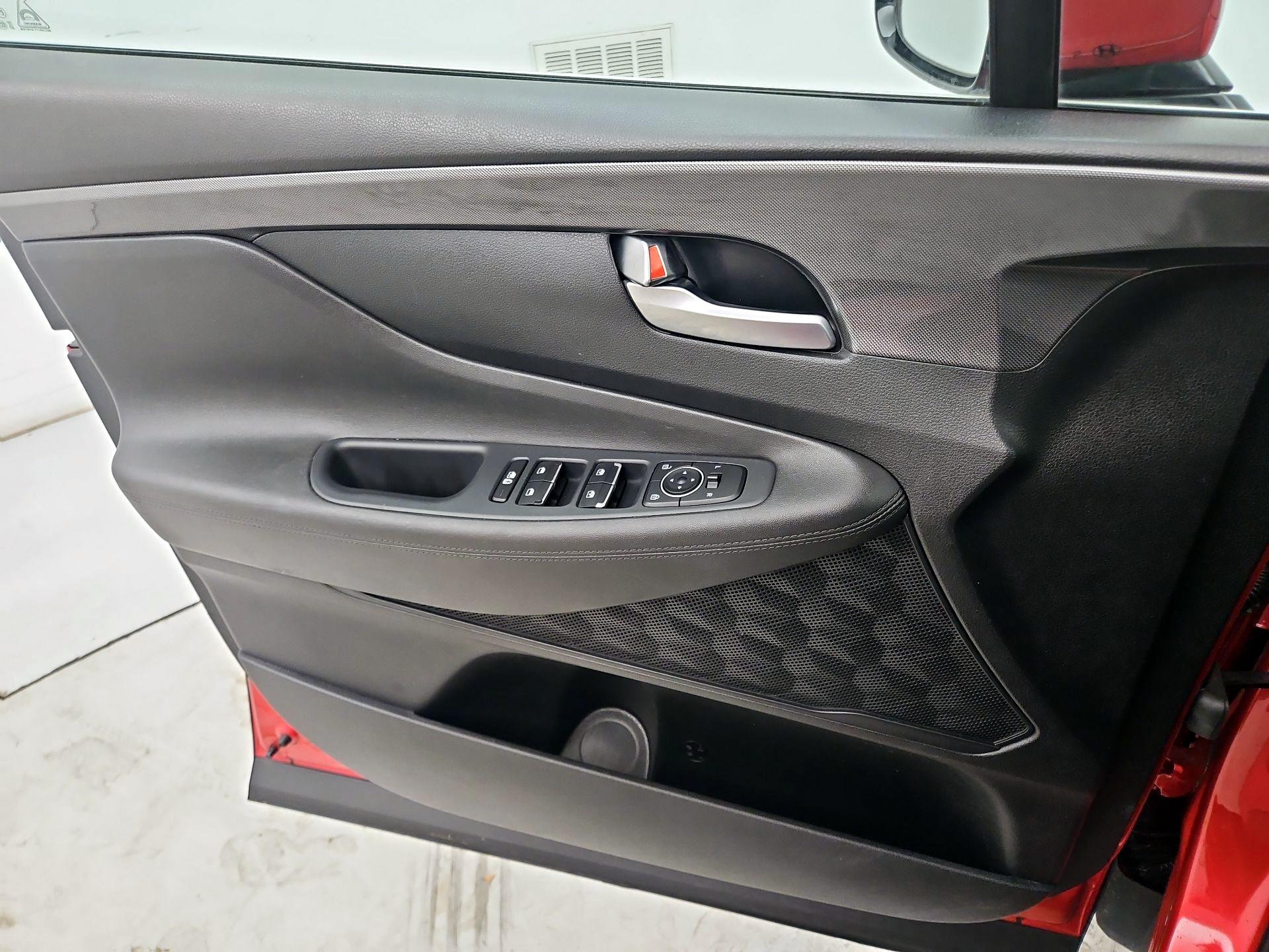 Thumbnail: 2023 Hyundai Santa Fe - 12
