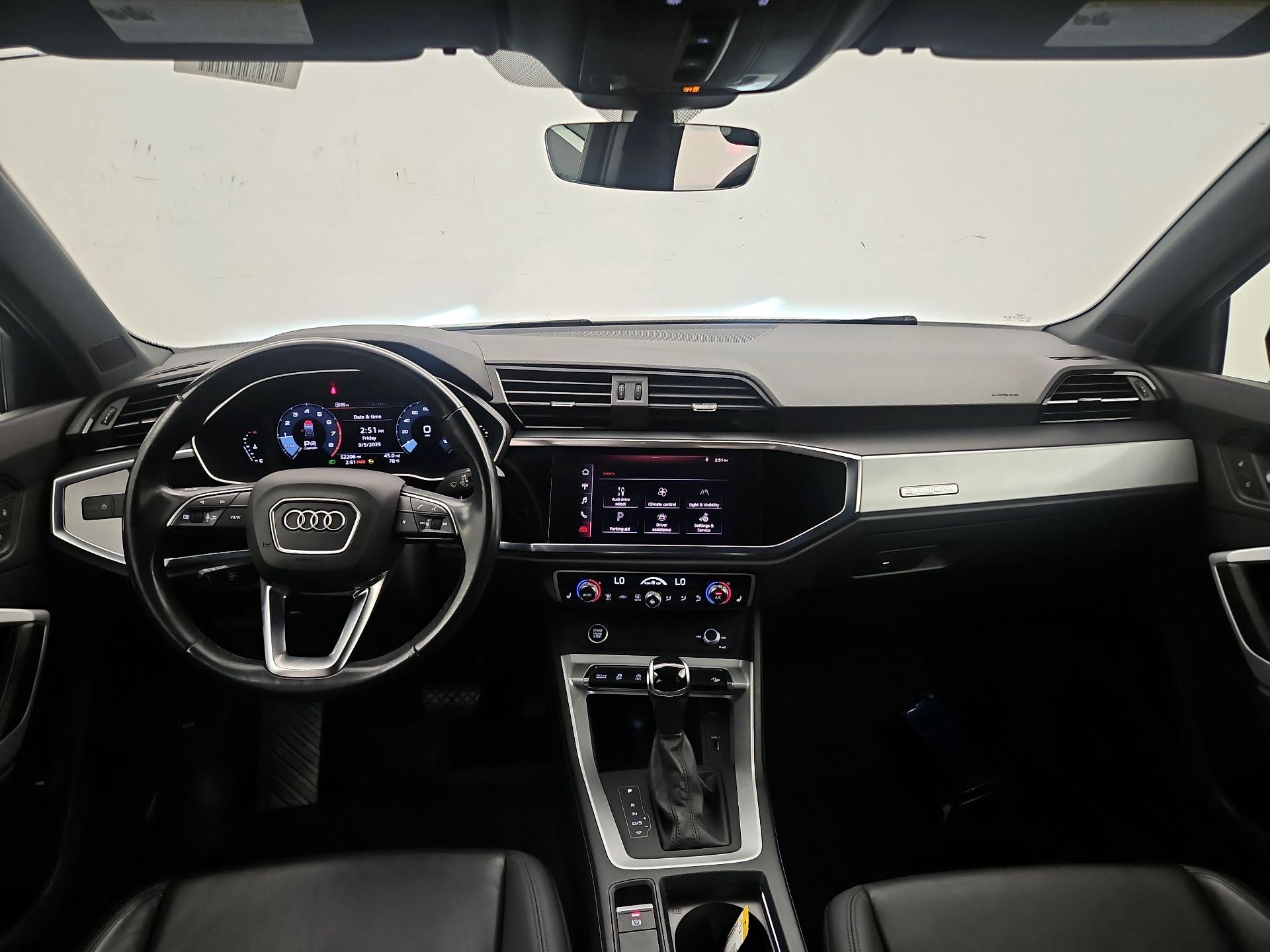 Thumbnail: 2021 Audi Q3 - 9