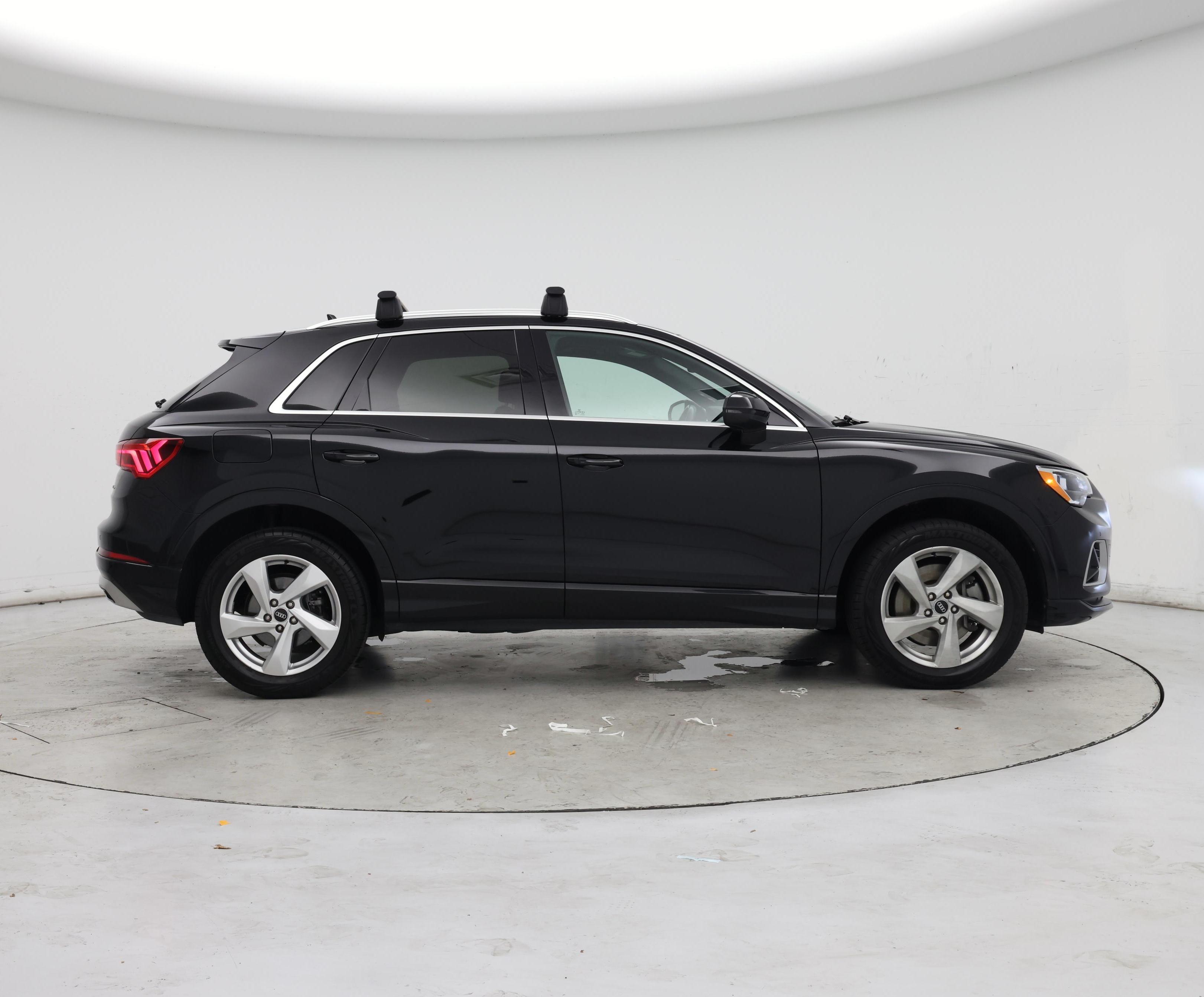 Thumbnail: 2021 Audi Q3 - 7