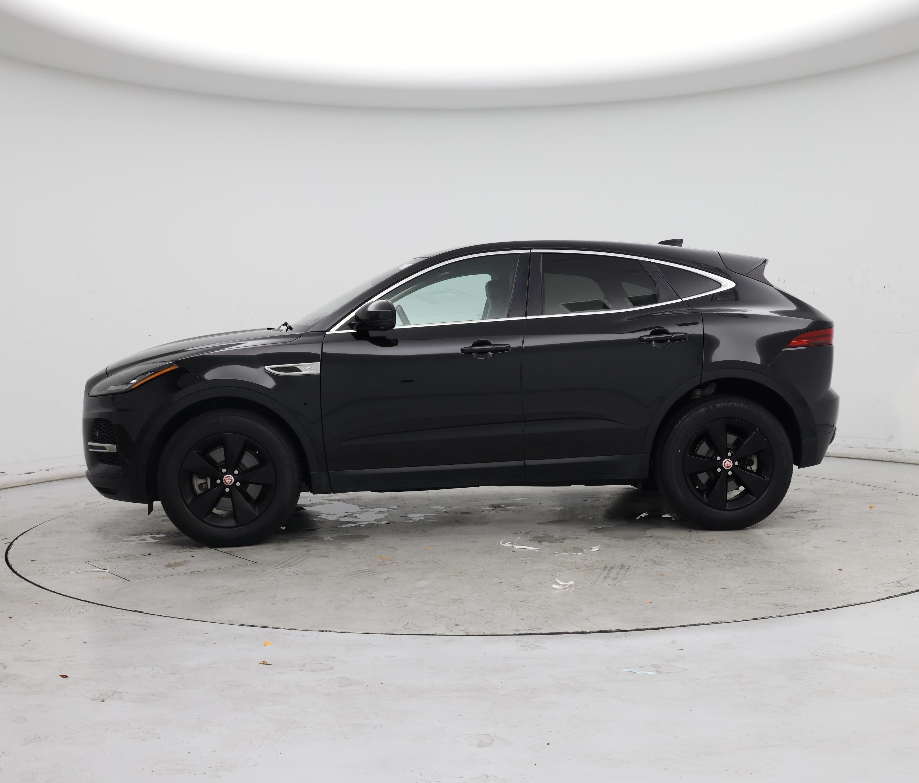 Thumbnail: 2021 Jaguar E-Pace - 3