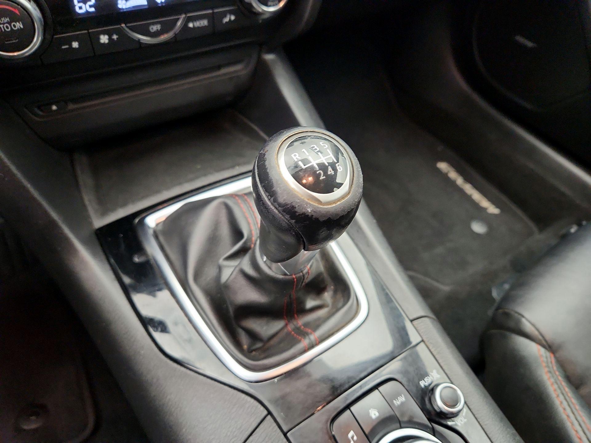 Thumbnail: 2014 Mazda Mazda3 - 17