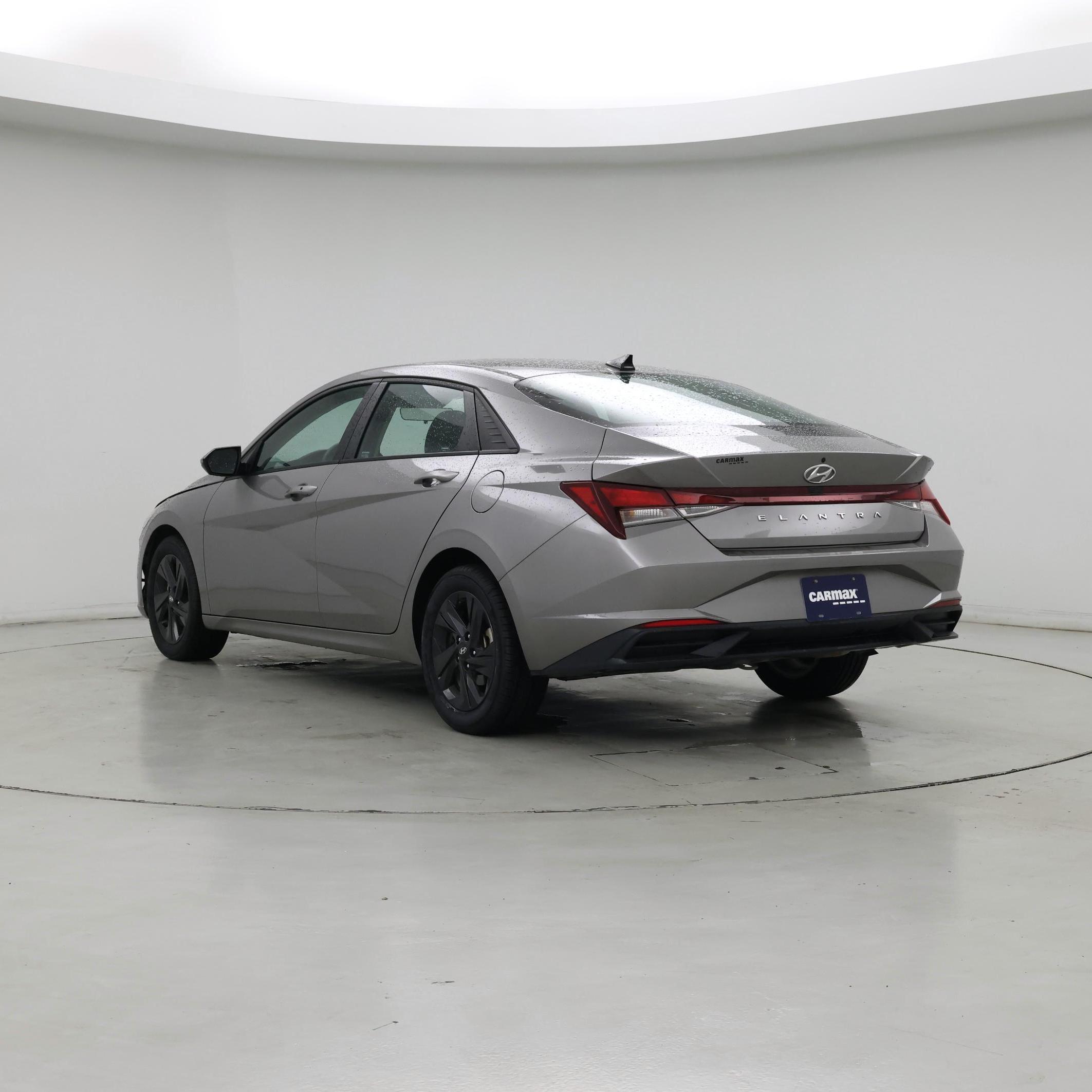 Thumbnail: 2023 Hyundai Elantra - 2