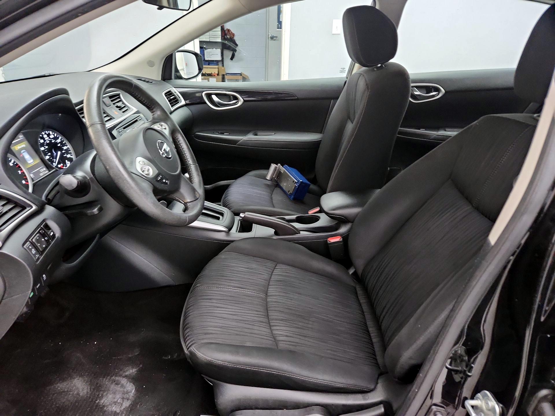 Thumbnail: 2017 Nissan Sentra - 11