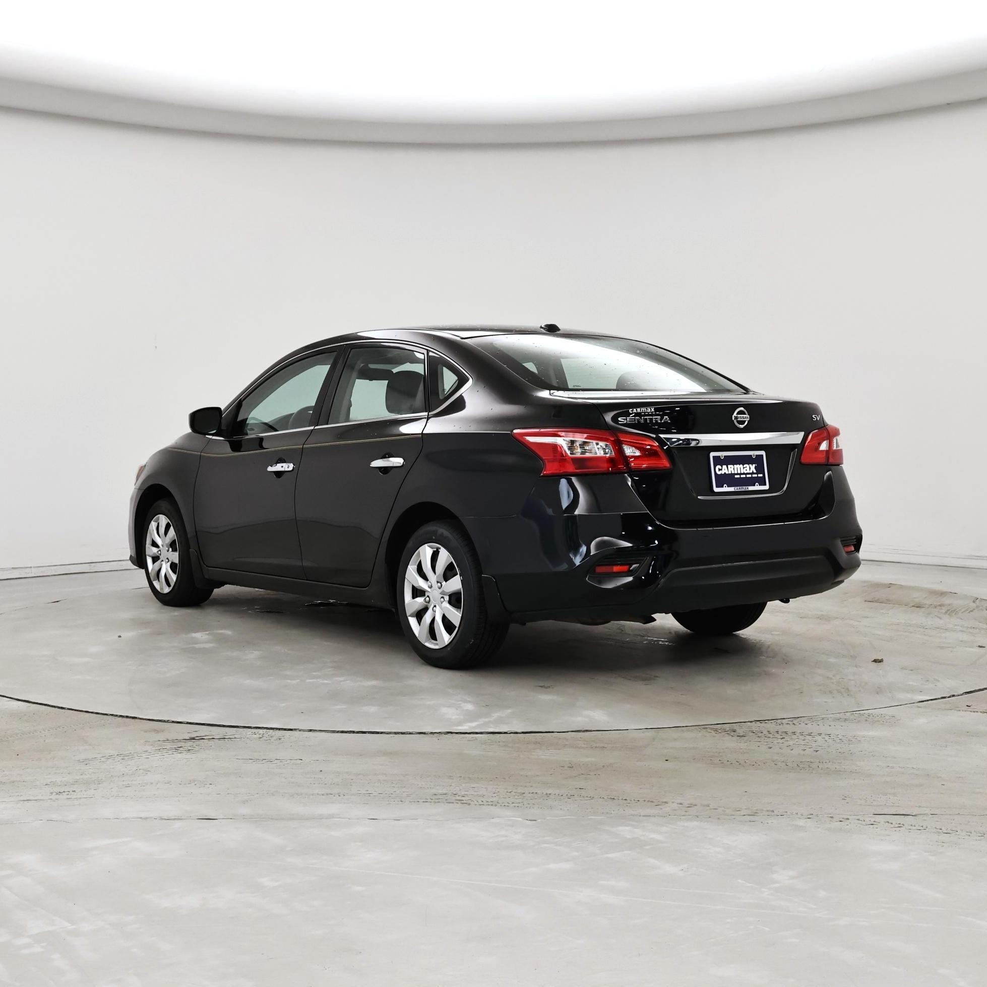 Thumbnail: 2017 Nissan Sentra - 2