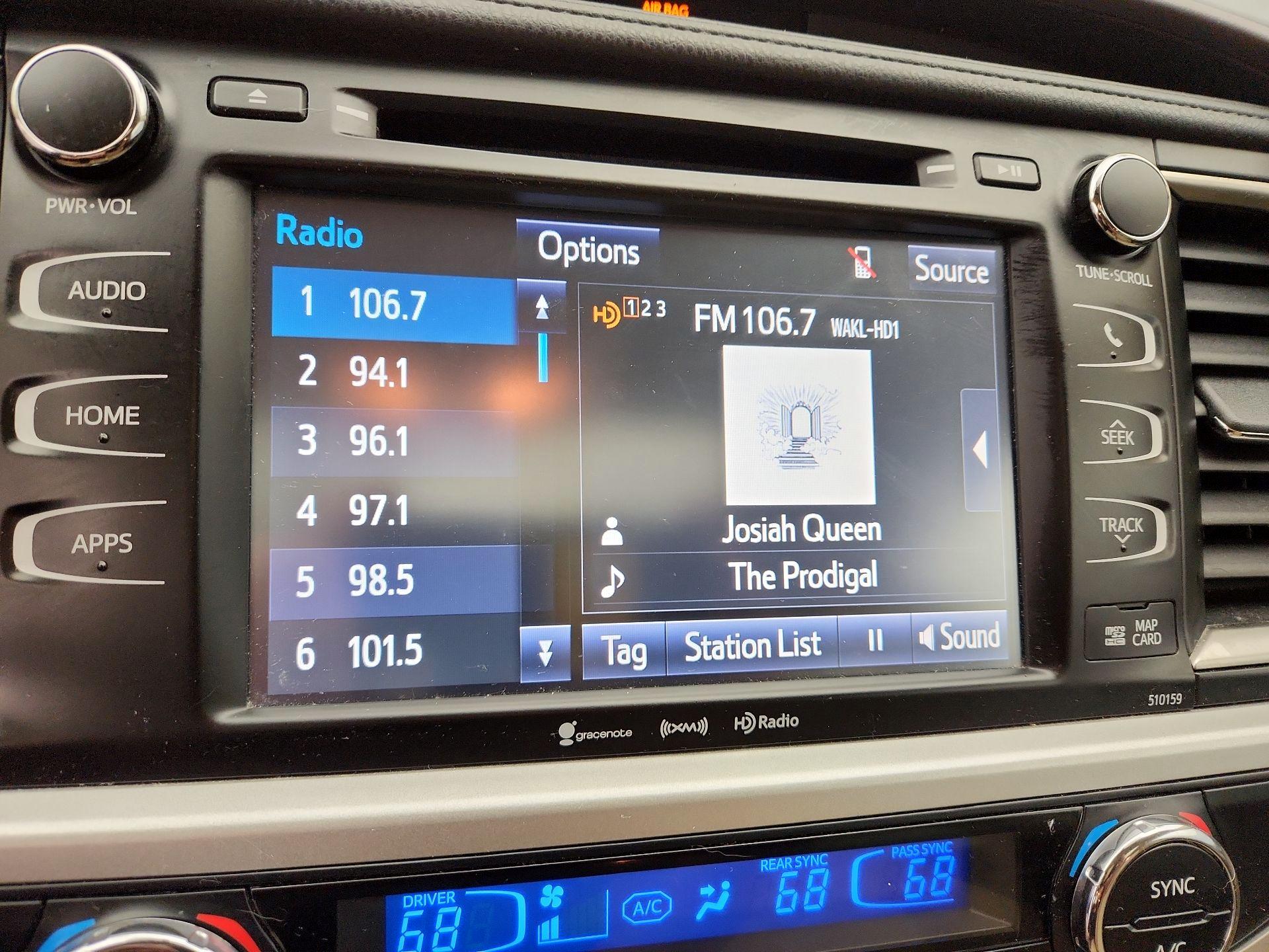 Thumbnail: 2016 Toyota Highlander - 15