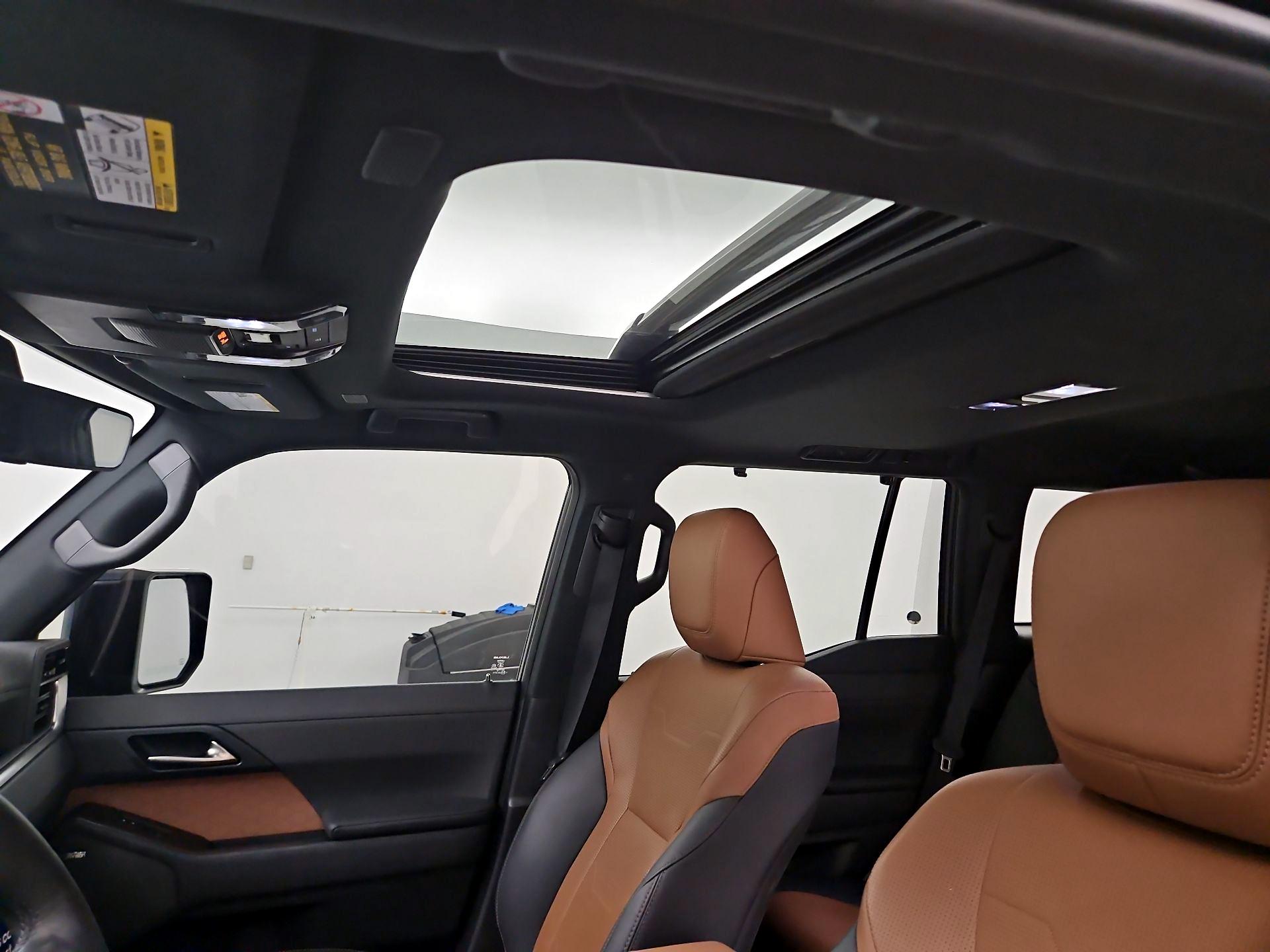 Thumbnail: 2024 Lexus GX - 20
