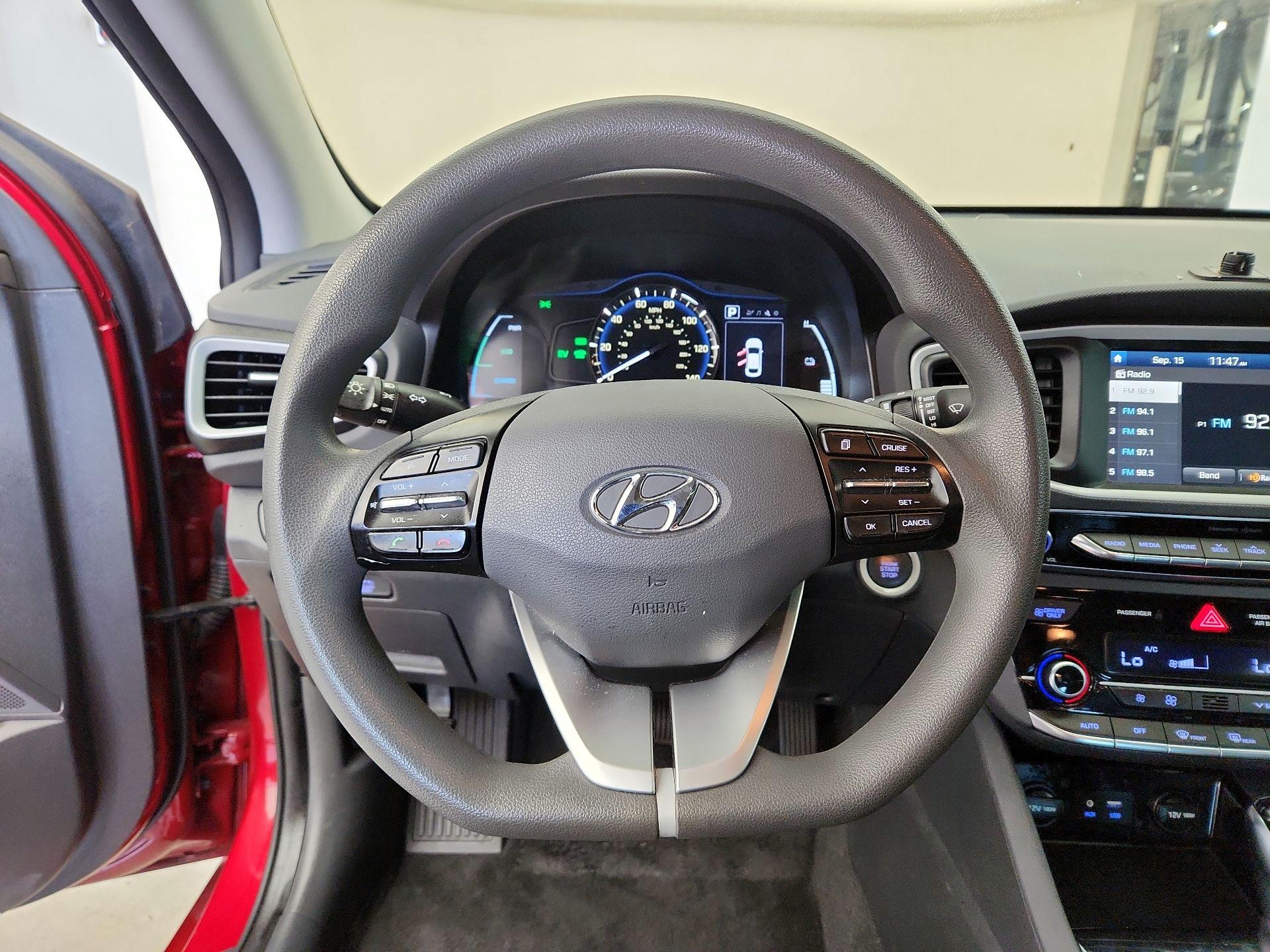 Thumbnail: 2019 Hyundai Ioniq - 10
