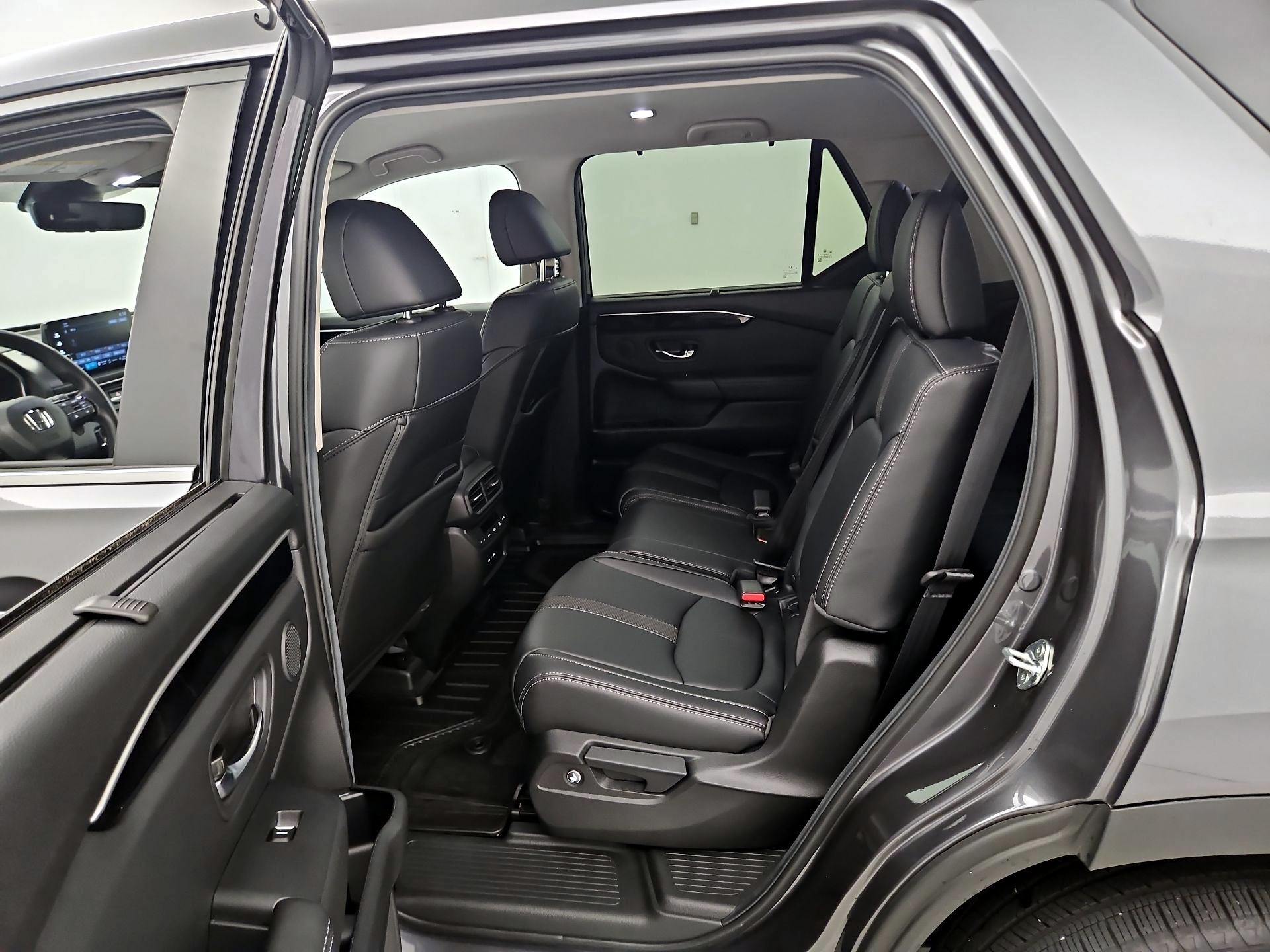 Thumbnail: 2025 Honda Pilot - 19